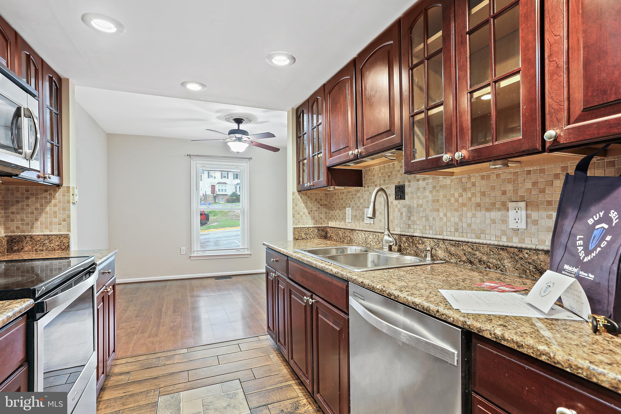 GREENCASTLE MANOR - Residential Lease