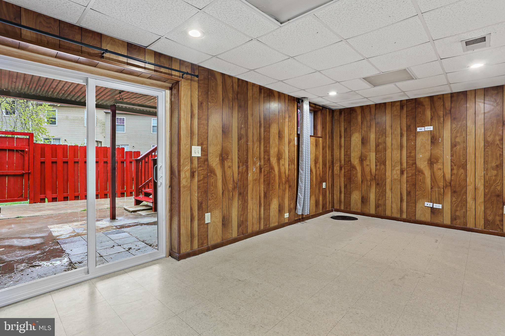 GREENCASTLE MANOR - Residential Lease