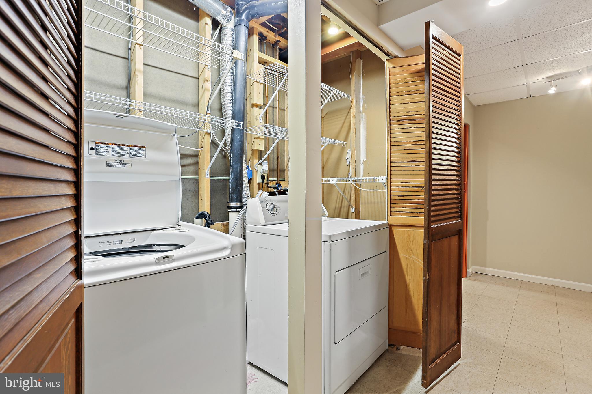 GREENCASTLE MANOR - Residential Lease