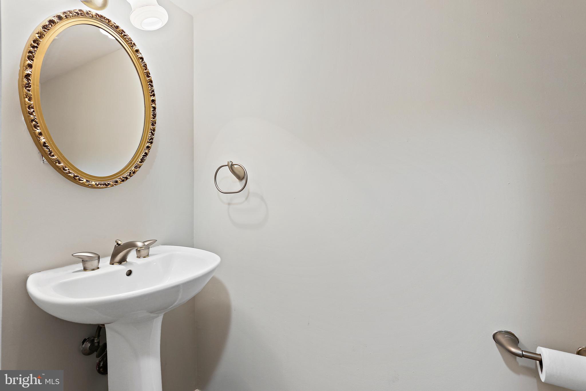 GREENCASTLE MANOR - Residential Lease