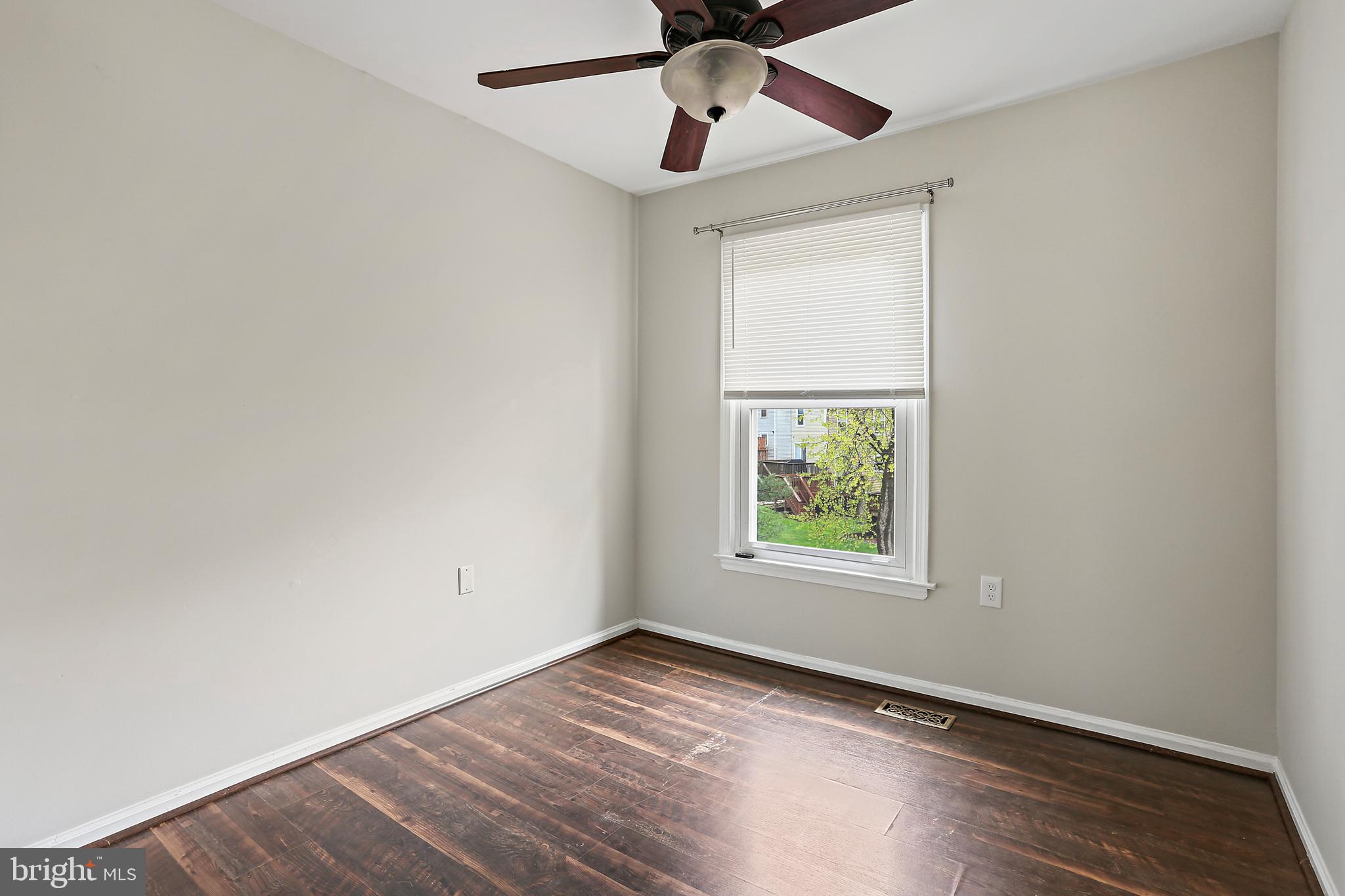 GREENCASTLE MANOR - Residential Lease