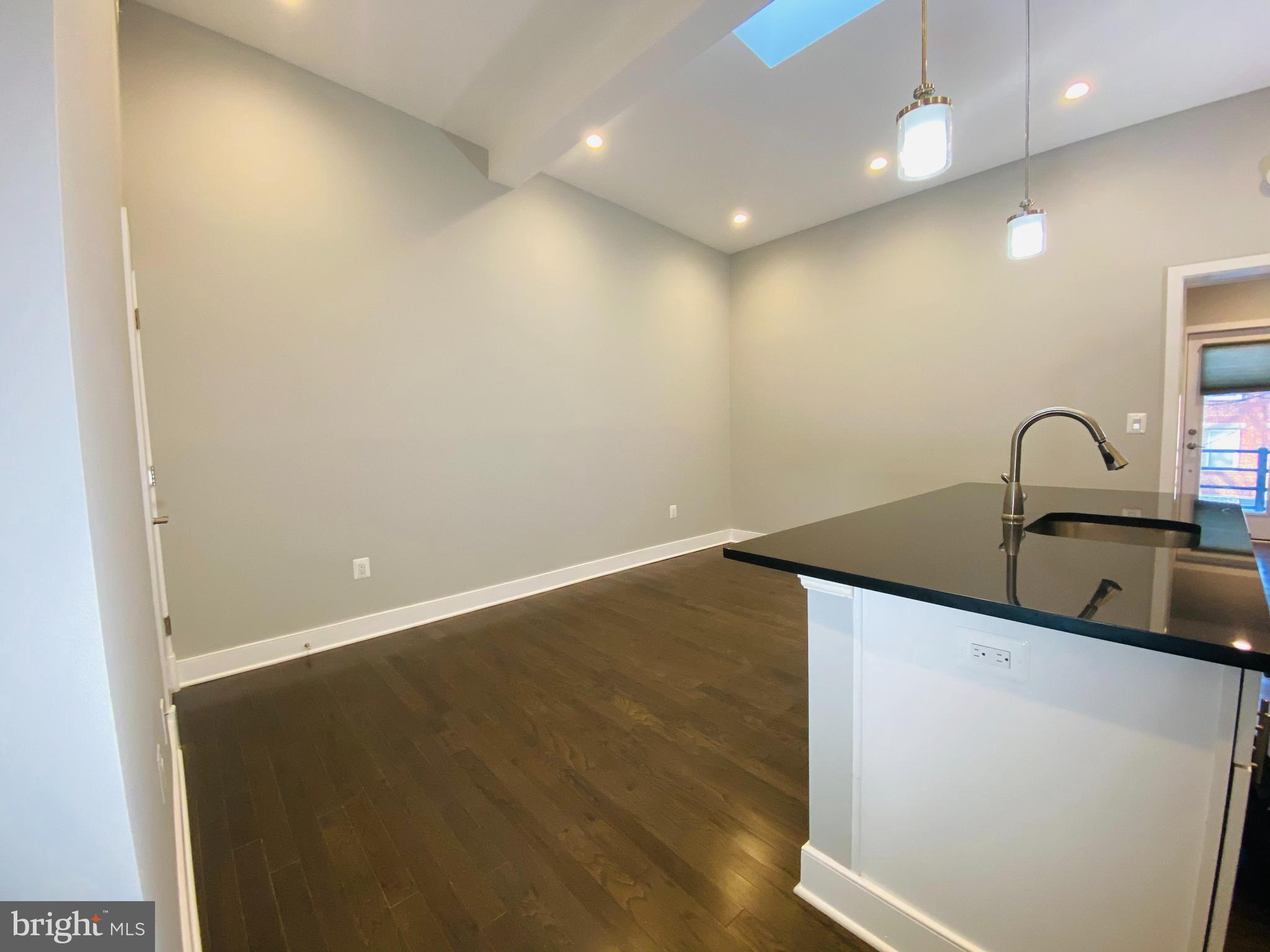 1274 SIMMS PLACE NE 3