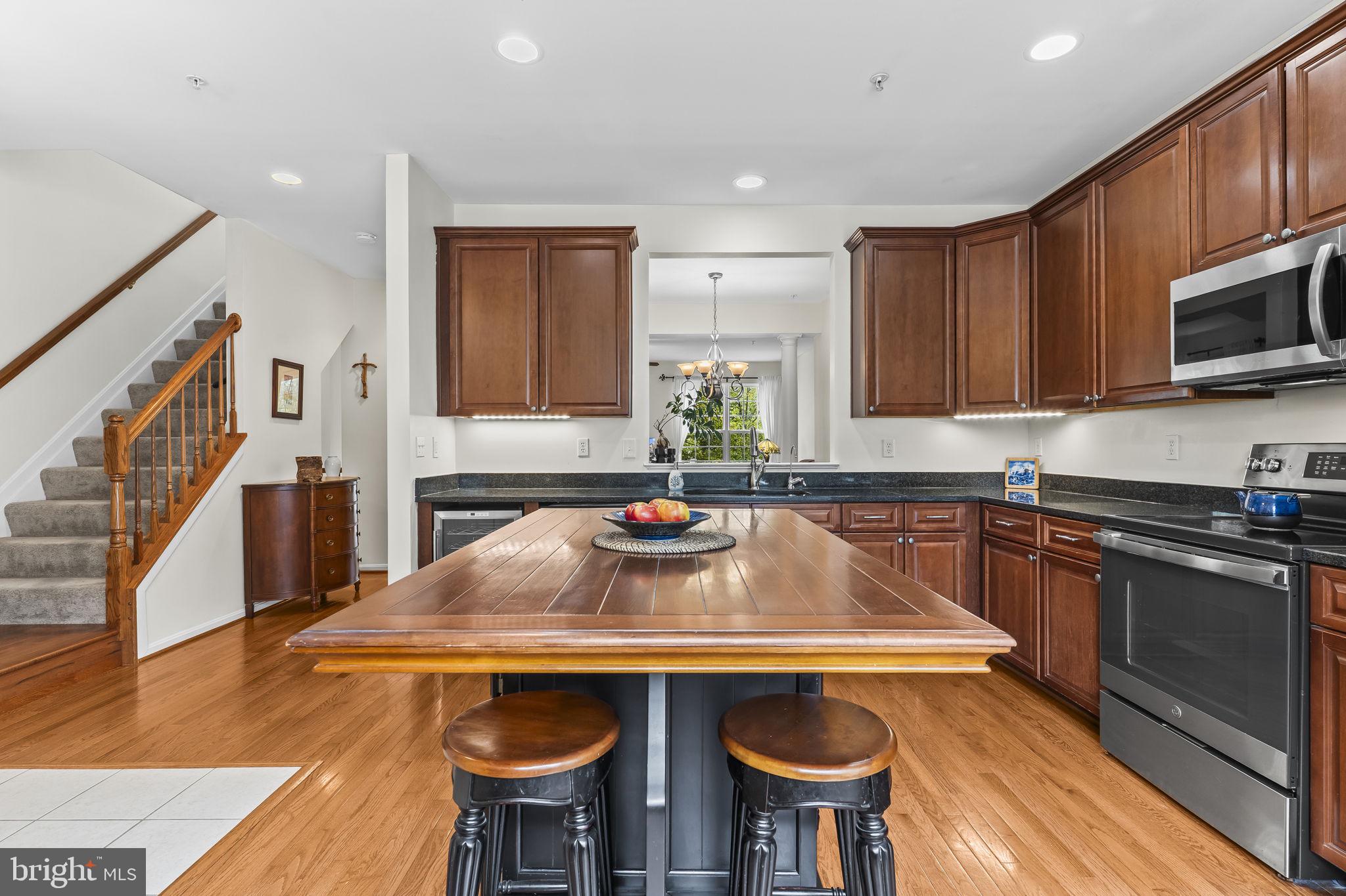 SAN FRANCISCO BY THE BAY - Residential