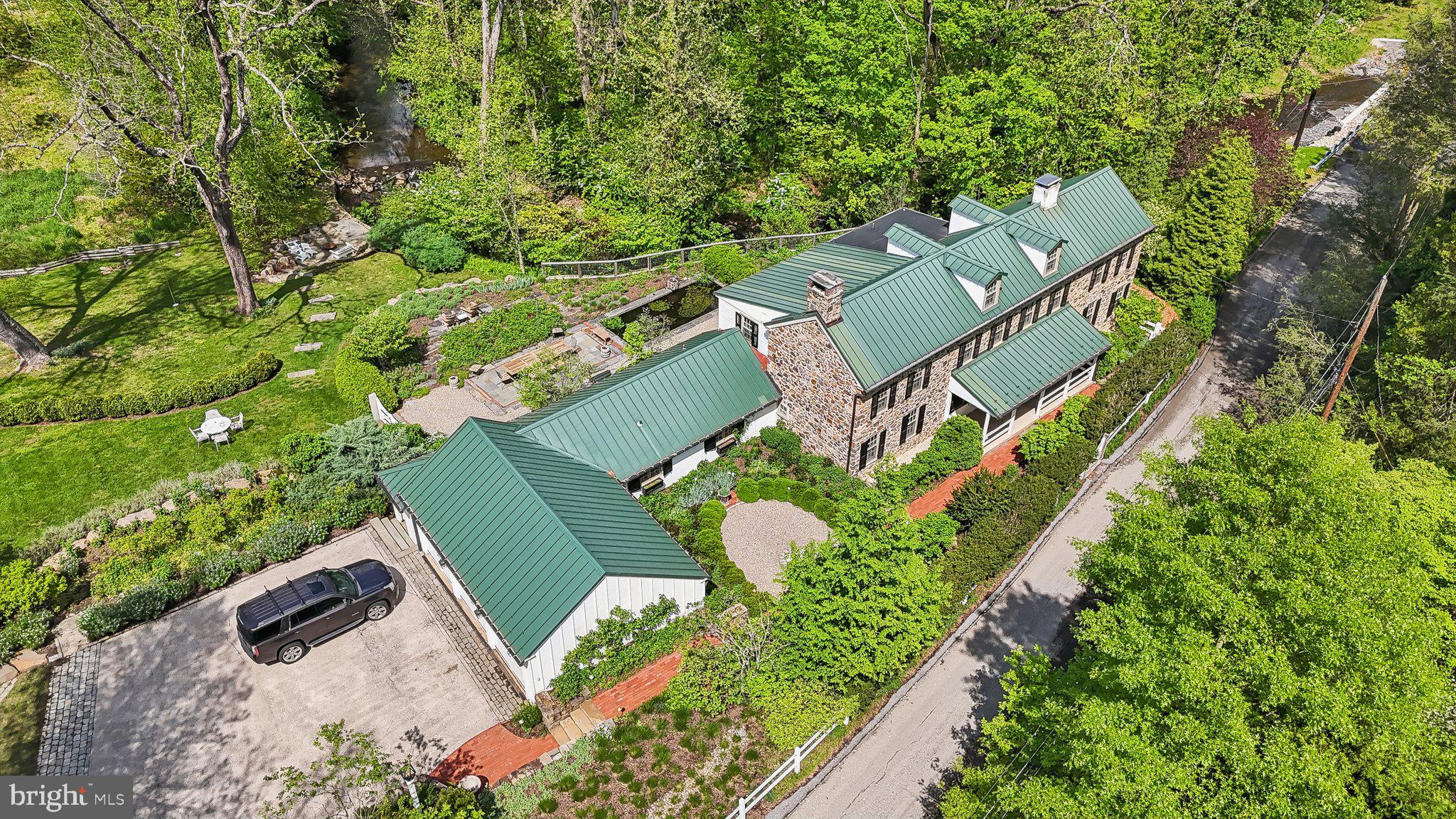 28 PAPER MILL ROAD