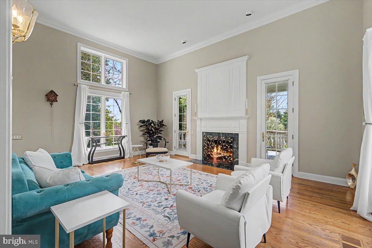 STONEY RUN - Residential
