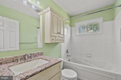 WESTVIEW PARK - Residential Lease