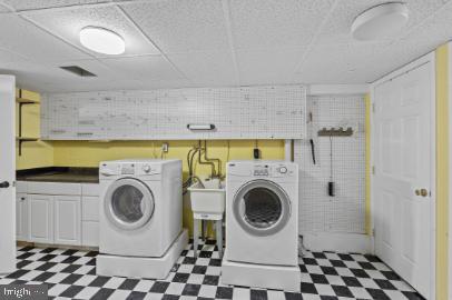 WESTVIEW PARK - Residential Lease