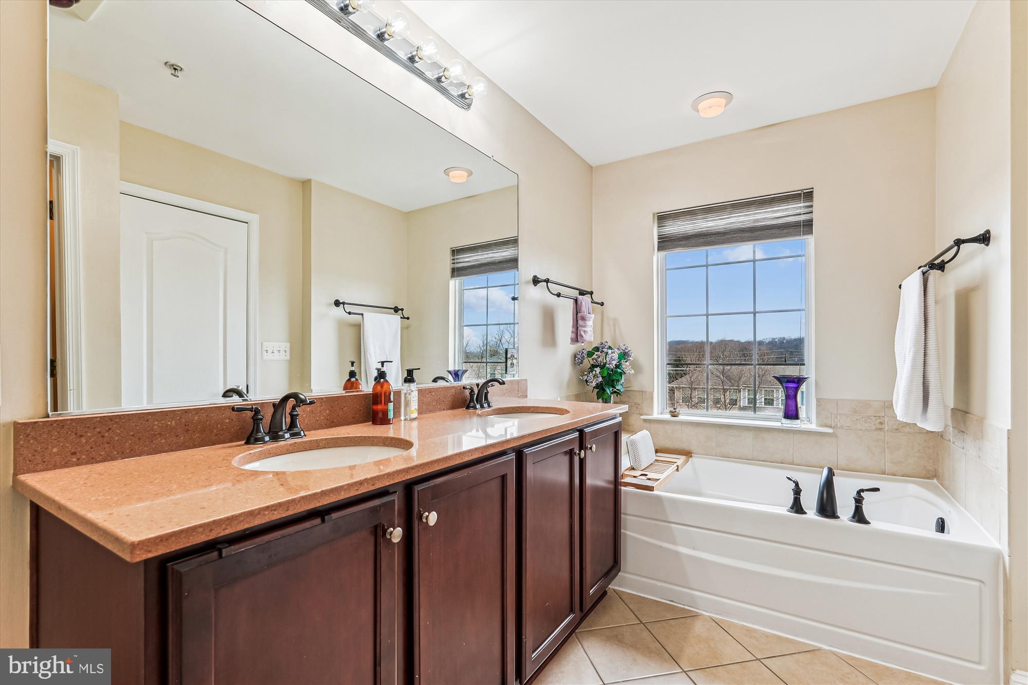 REDLAND ESTATES - Residential