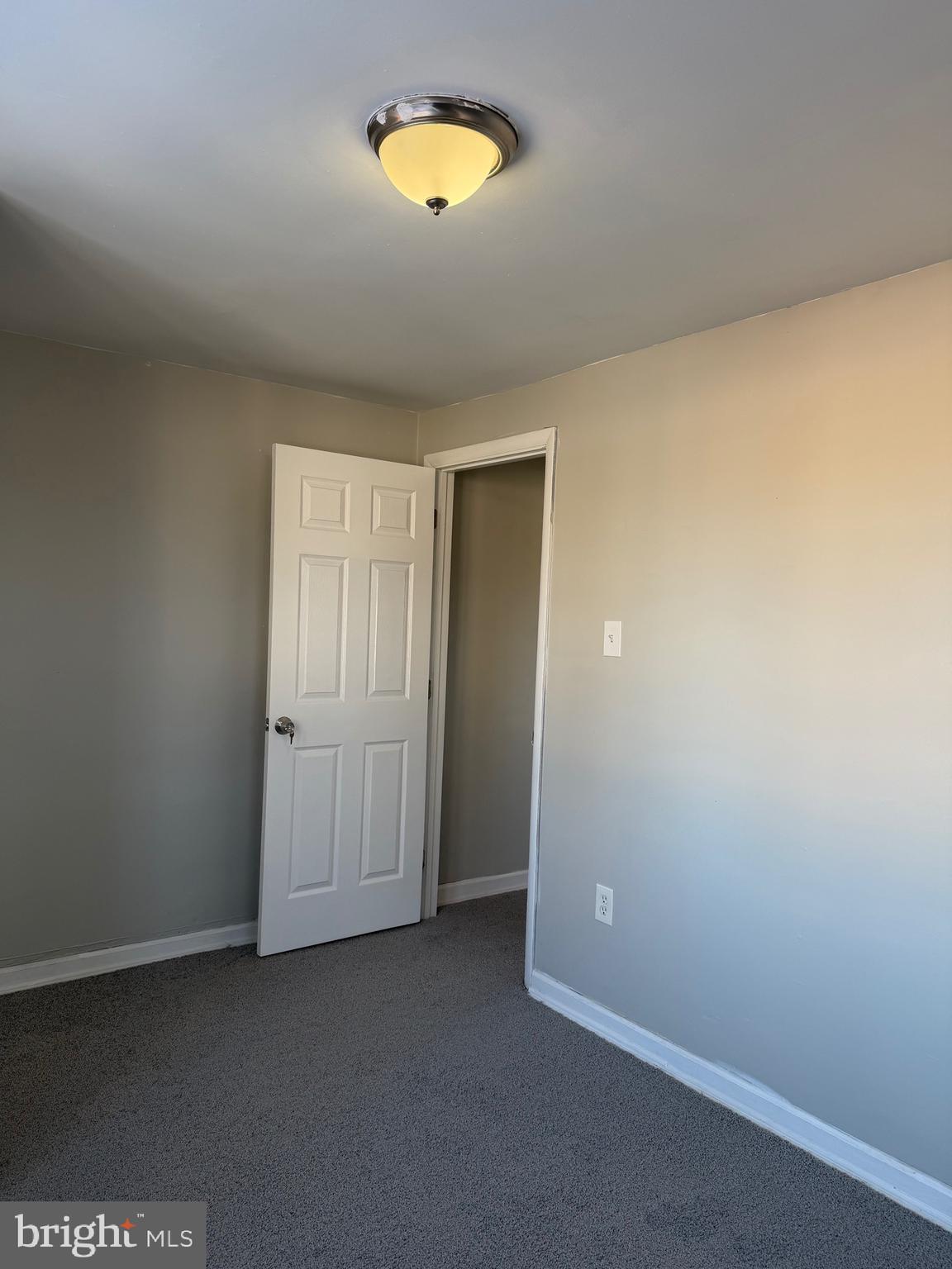 WEST OAK LANE - Residential