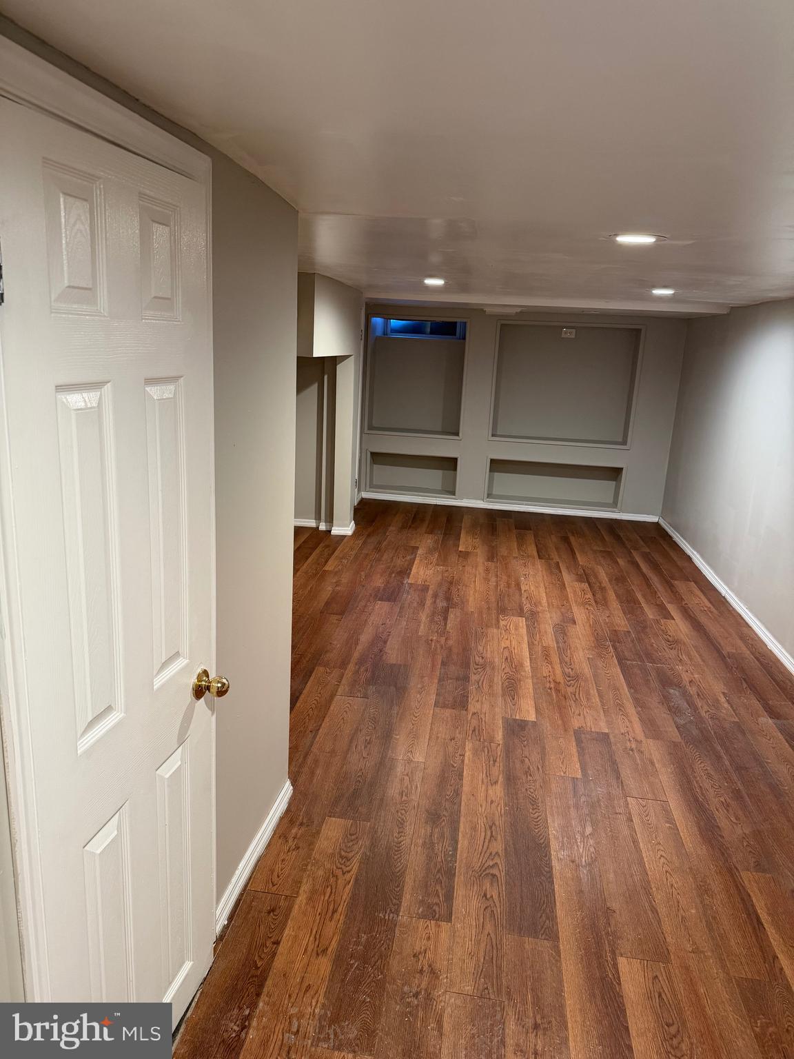 WEST OAK LANE - Residential