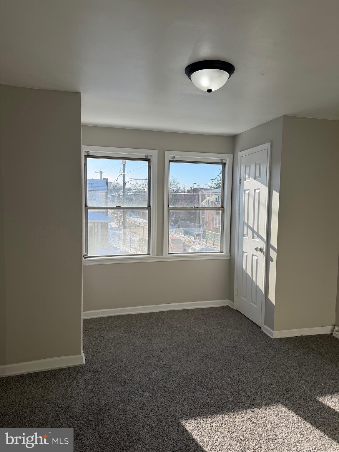 WEST OAK LANE - Residential