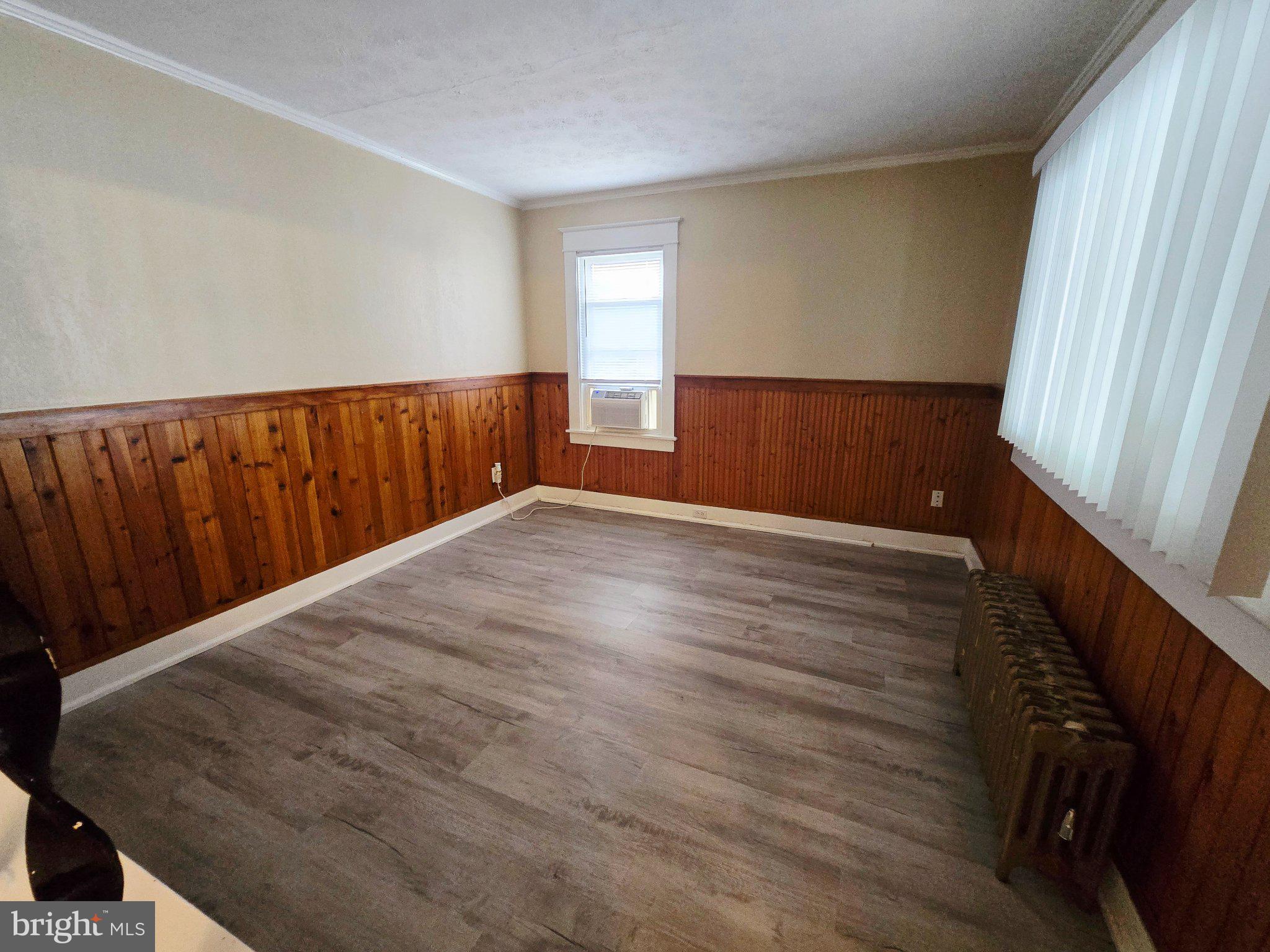 612 WOODLAWN TERRACE