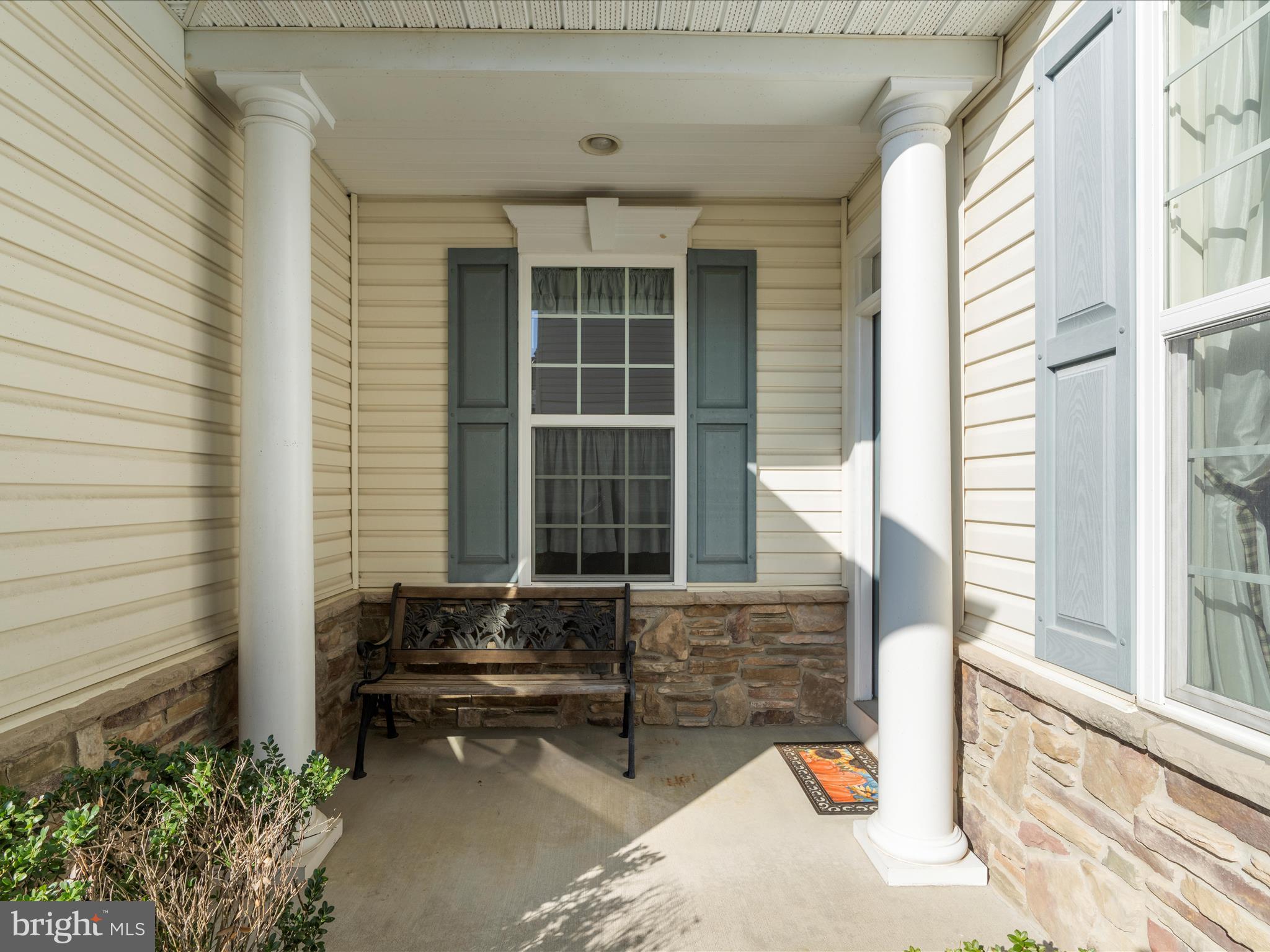 7659 PORCELAIN TILE COURT