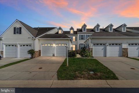 7659 PORCELAIN TILE COURT ODENTON MD 21113