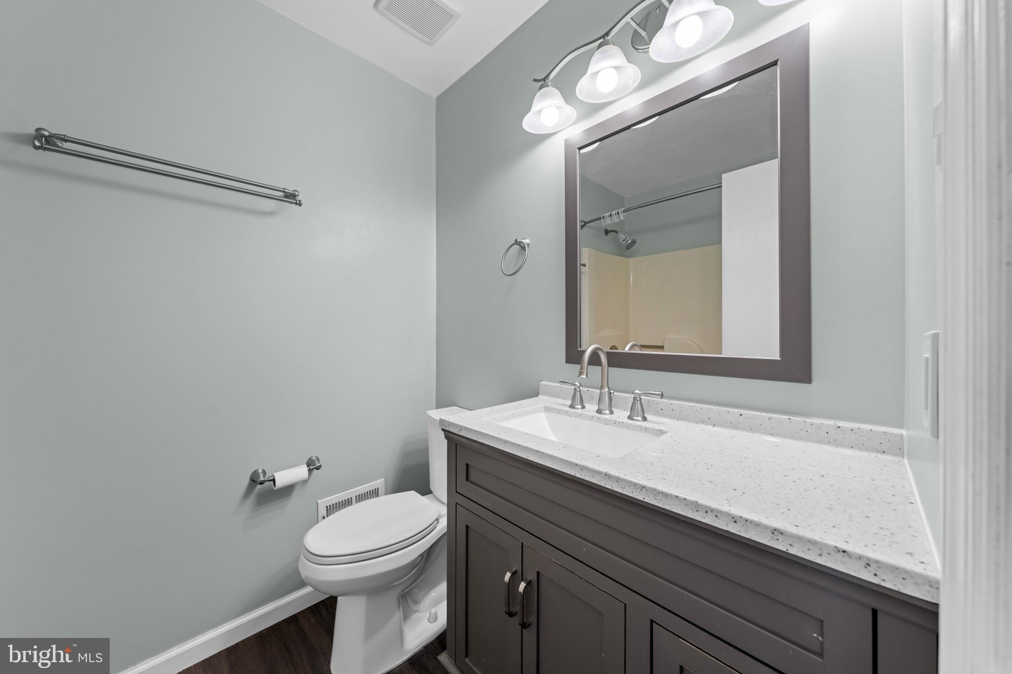 MOUNTAIN VILLAGE - Residential