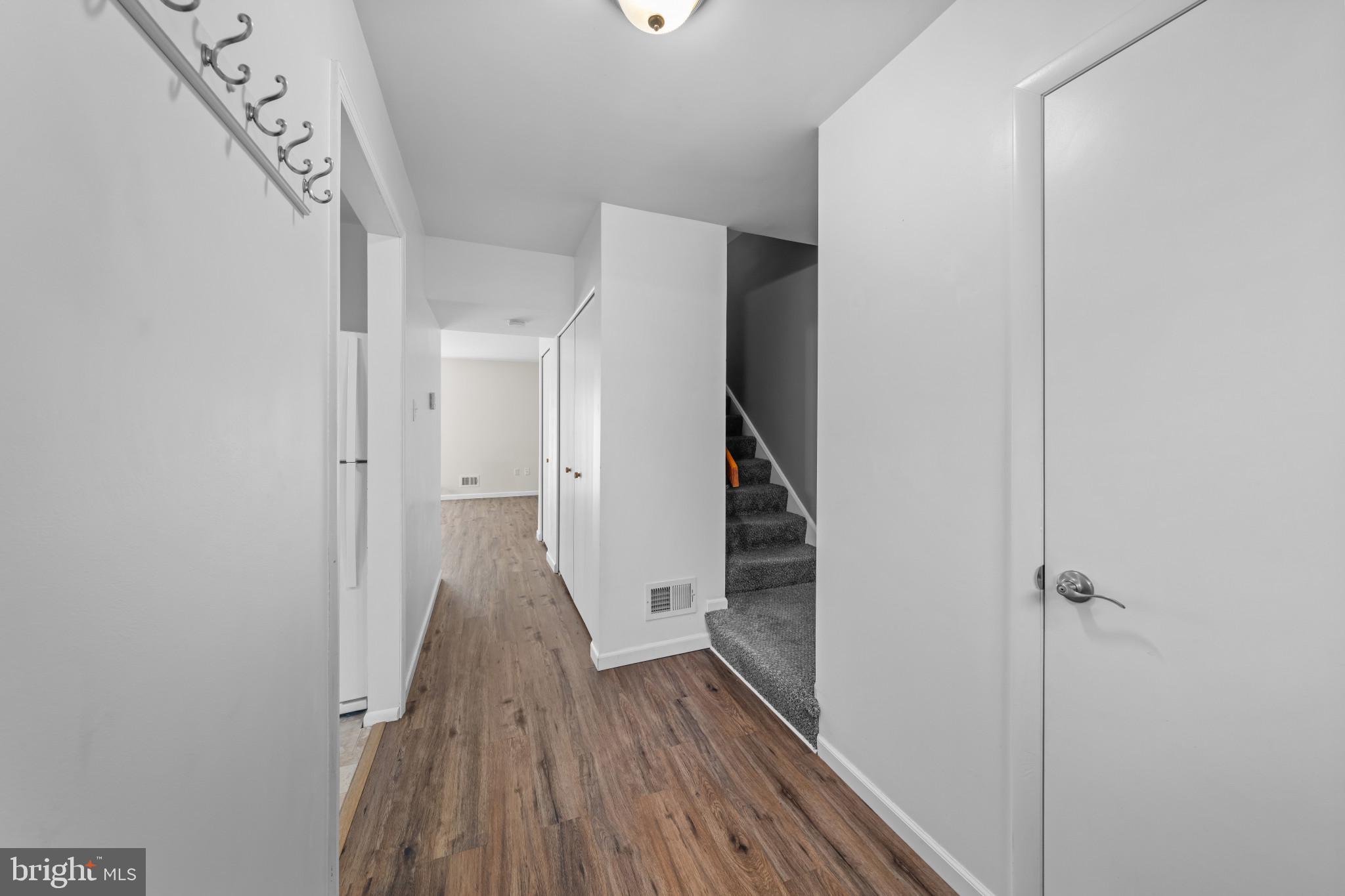 MOUNTAIN VILLAGE - Residential