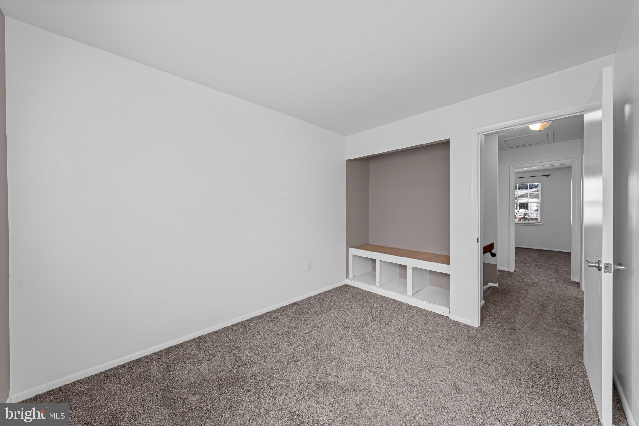 MOUNTAIN VILLAGE - Residential