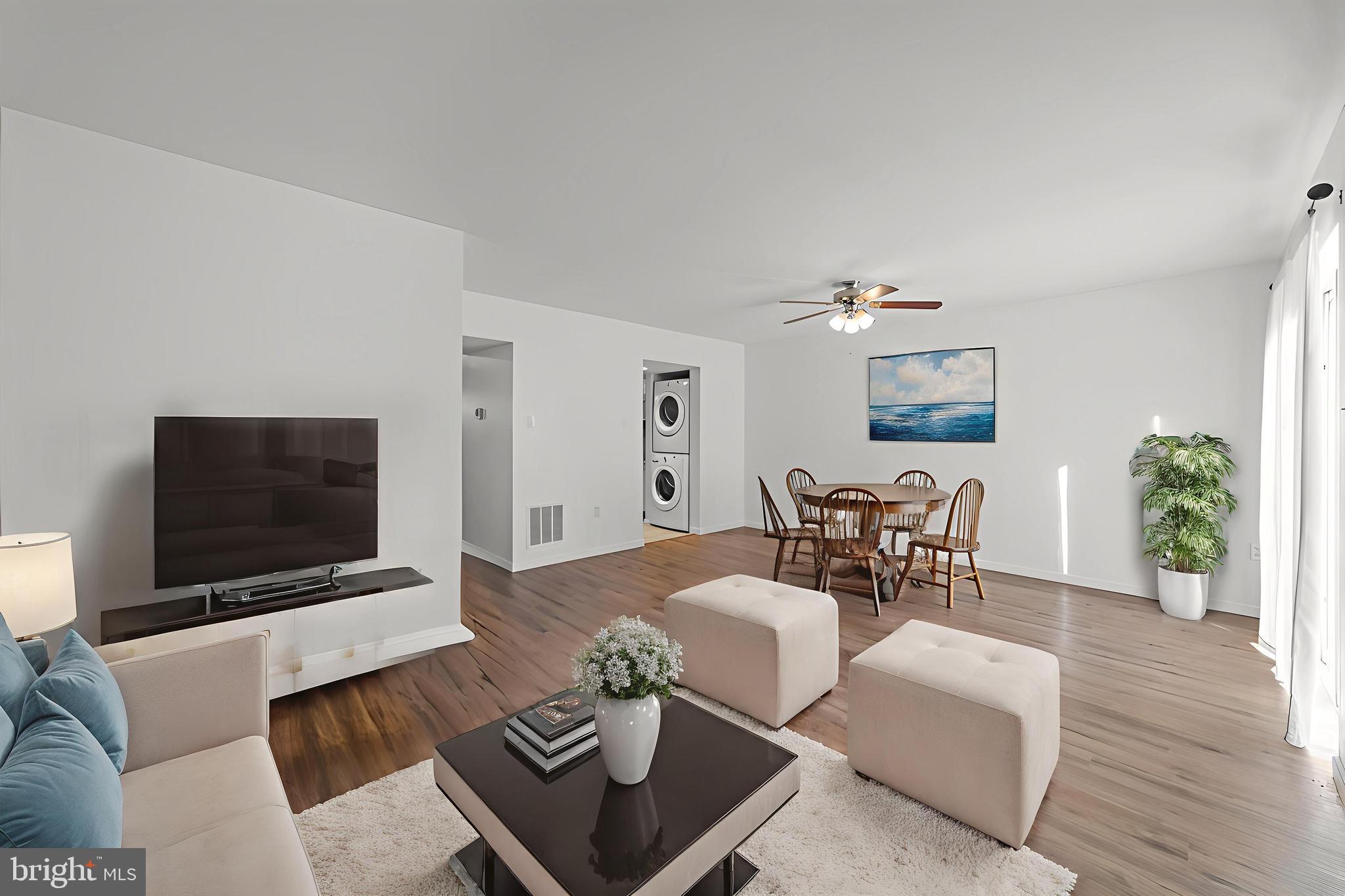 MOUNTAIN VILLAGE - Residential