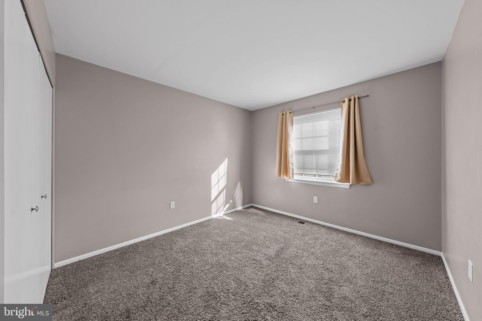 MOUNTAIN VILLAGE - Residential