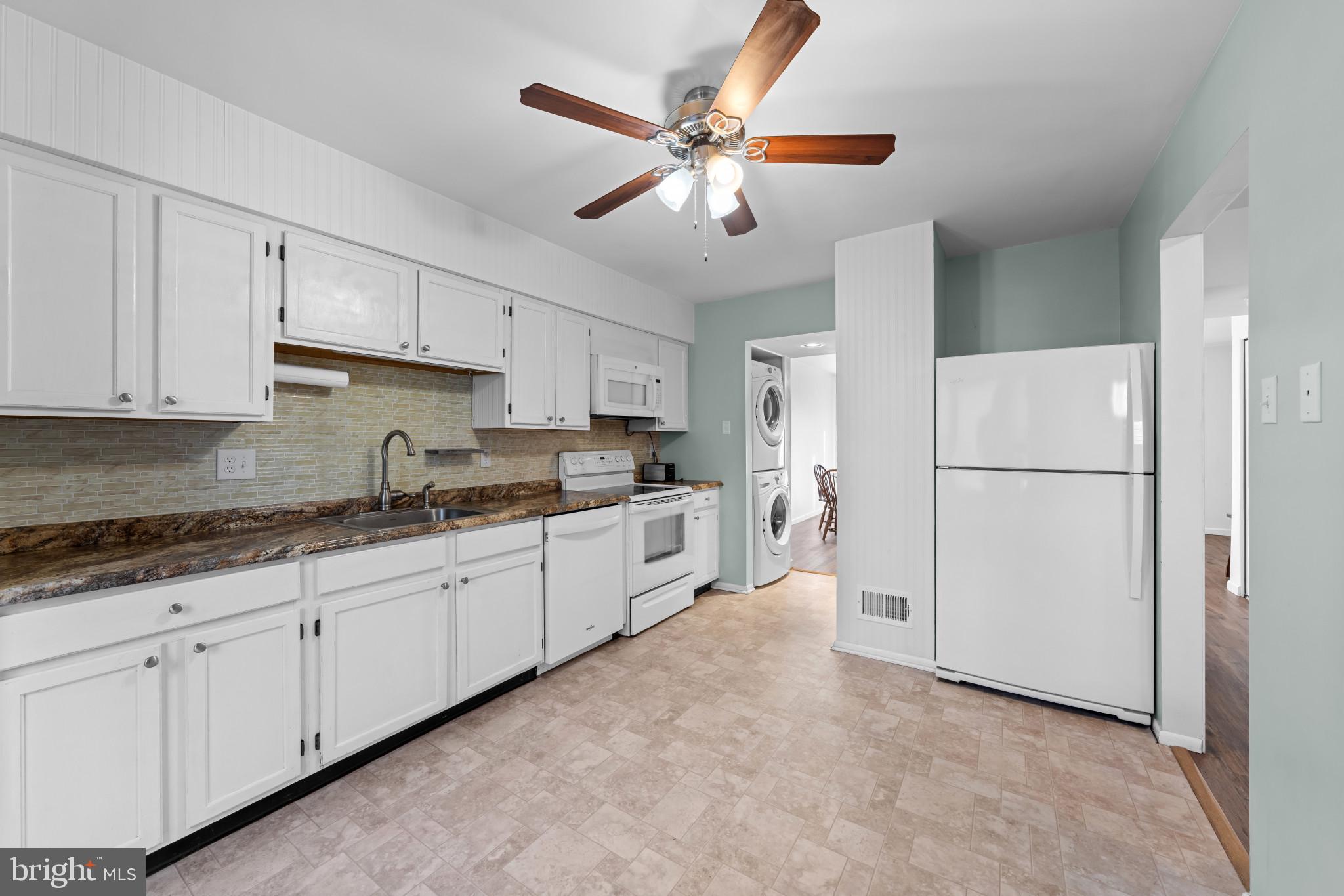 MOUNTAIN VILLAGE - Residential