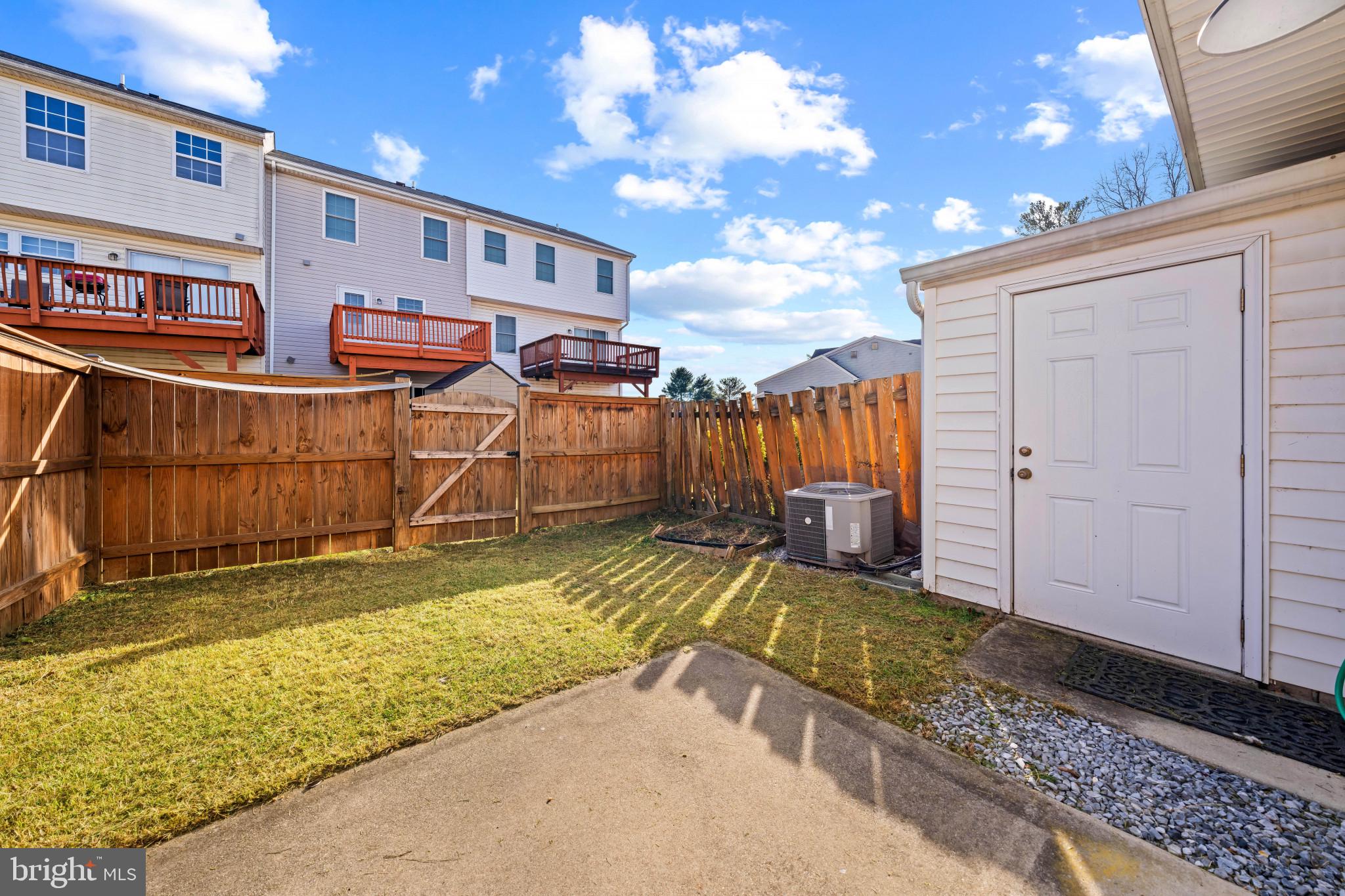 MOUNTAIN VILLAGE - Residential