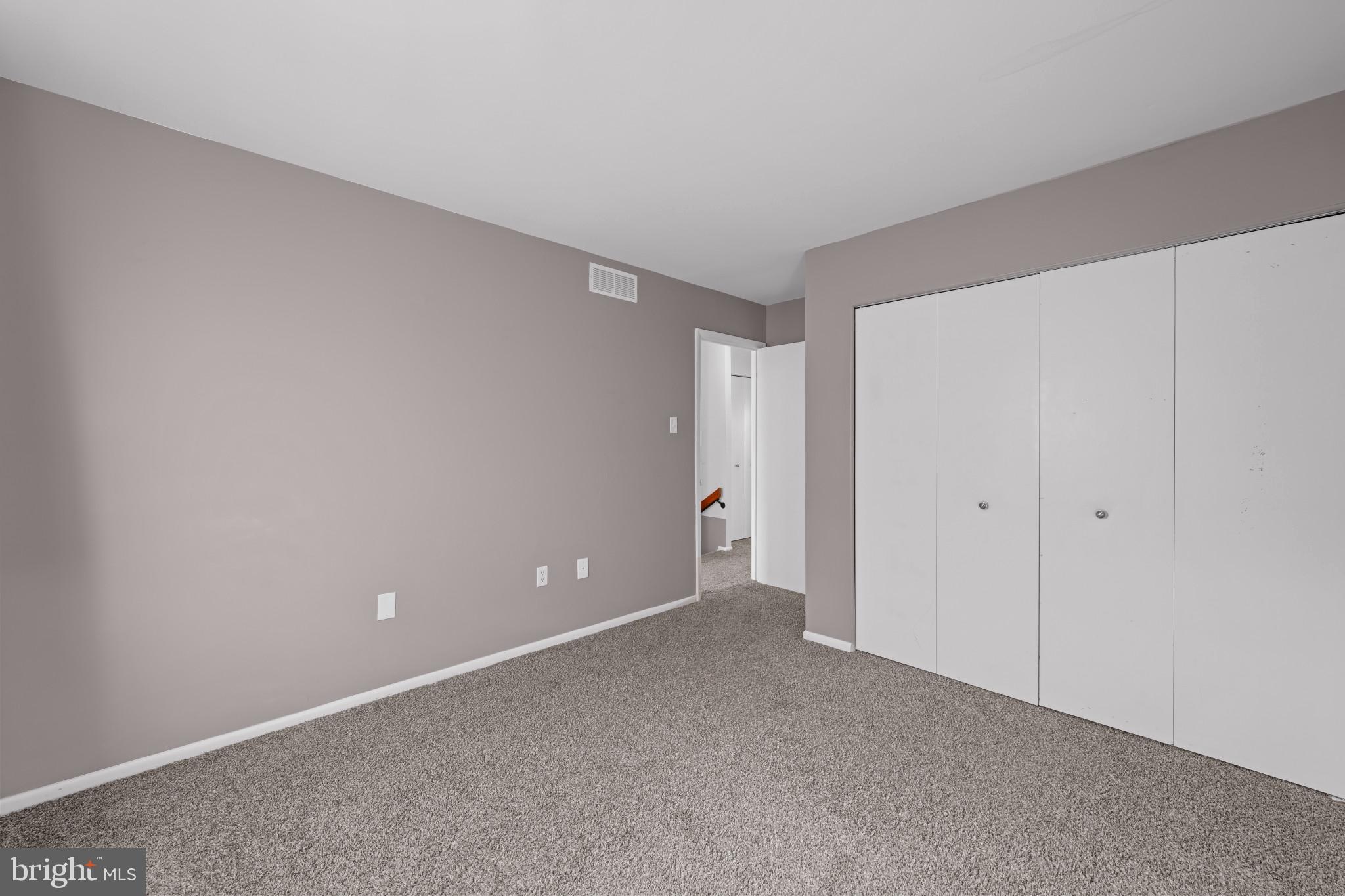 MOUNTAIN VILLAGE - Residential