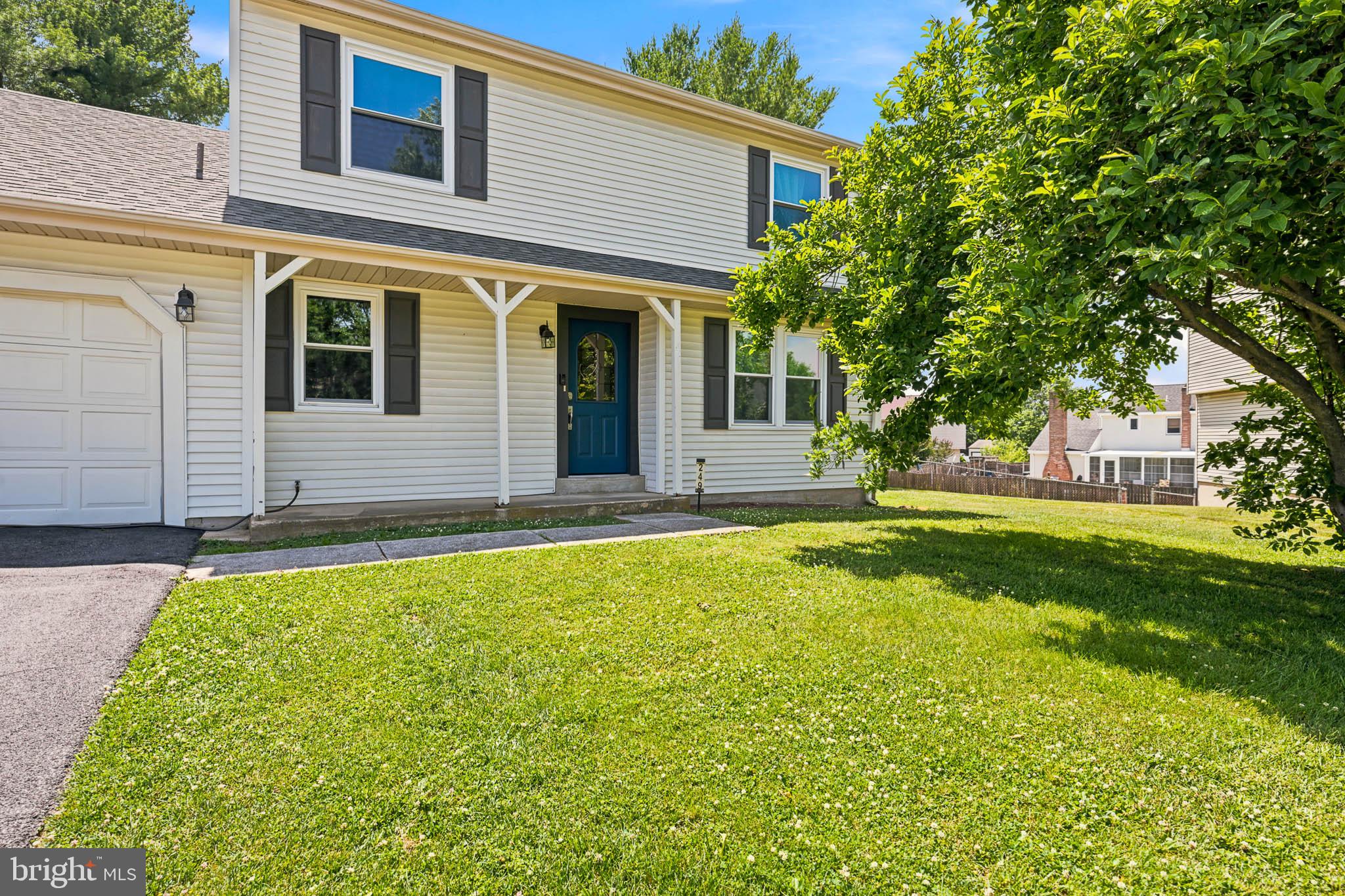 249 W BYNUM PLACE