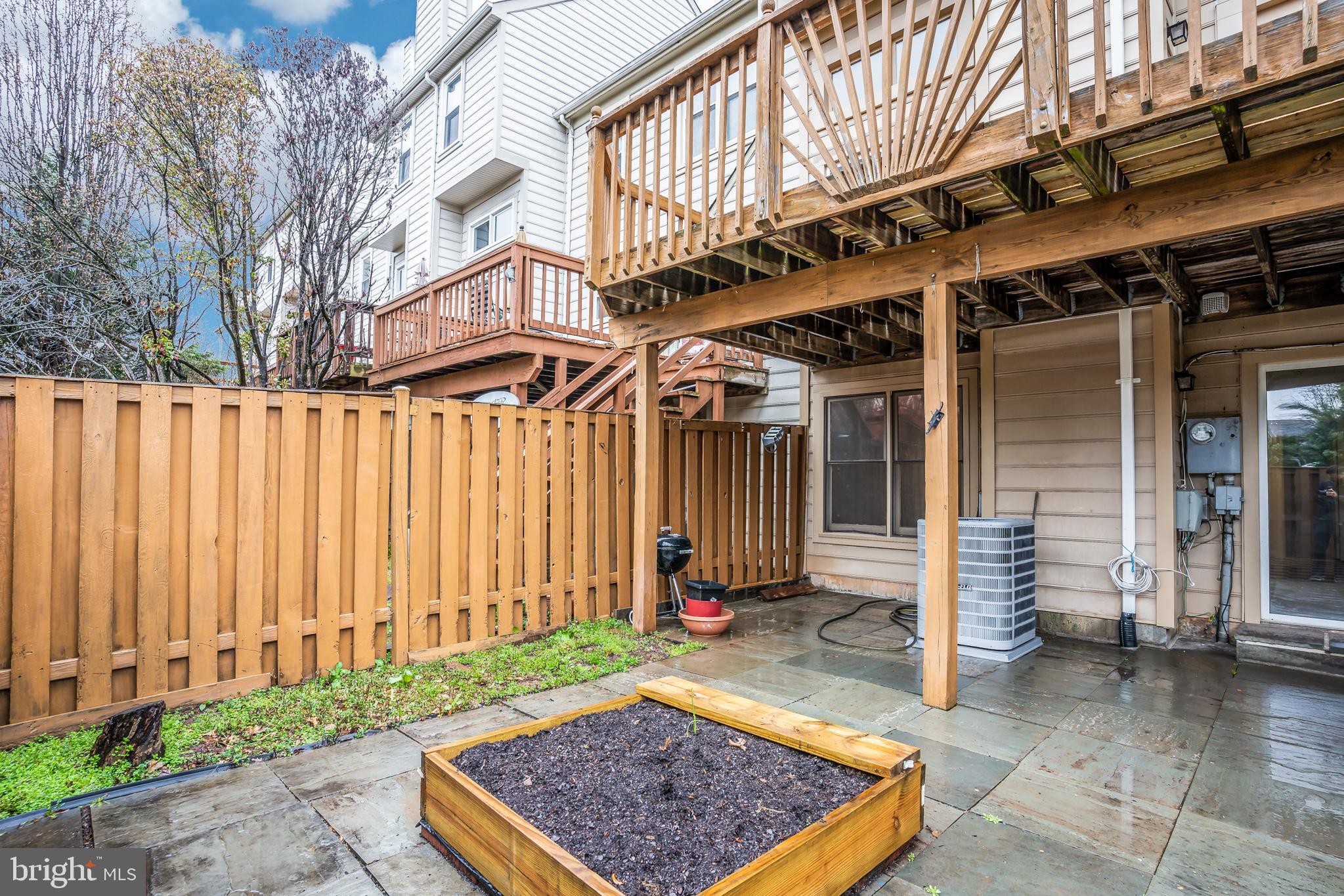 FOX CREEK - Residential