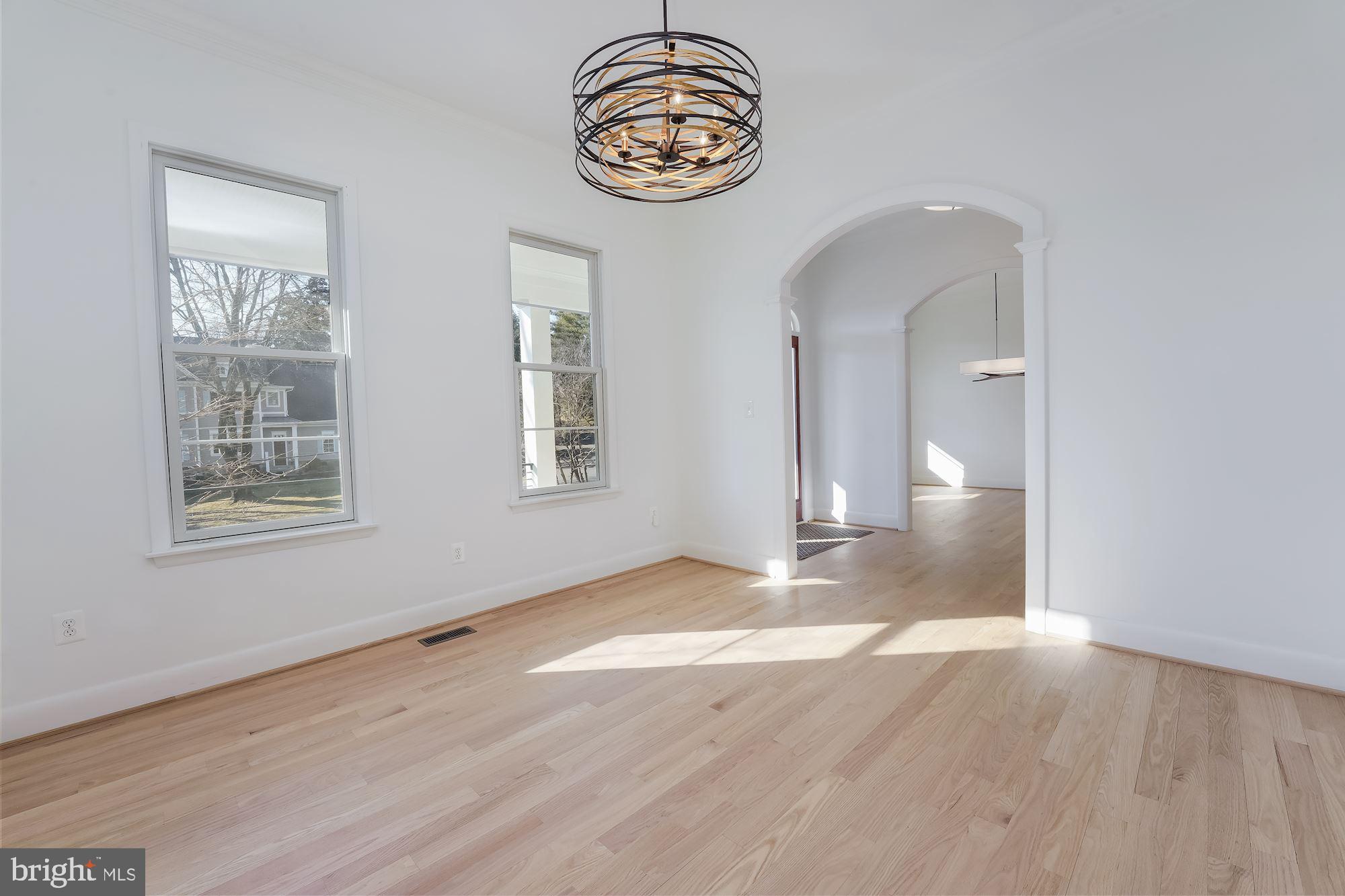 SALONA VILLAGE - Residential