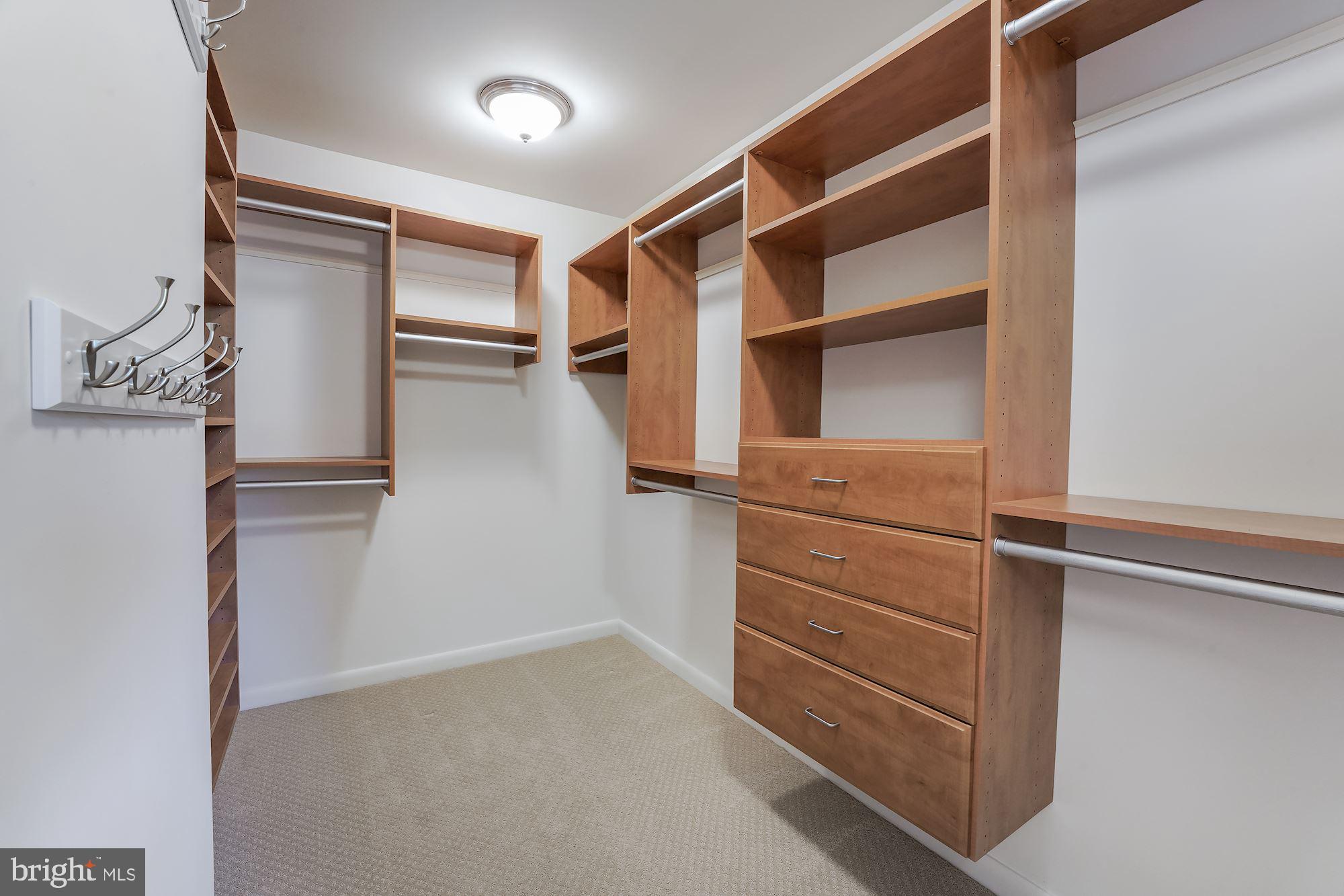 SALONA VILLAGE - Residential