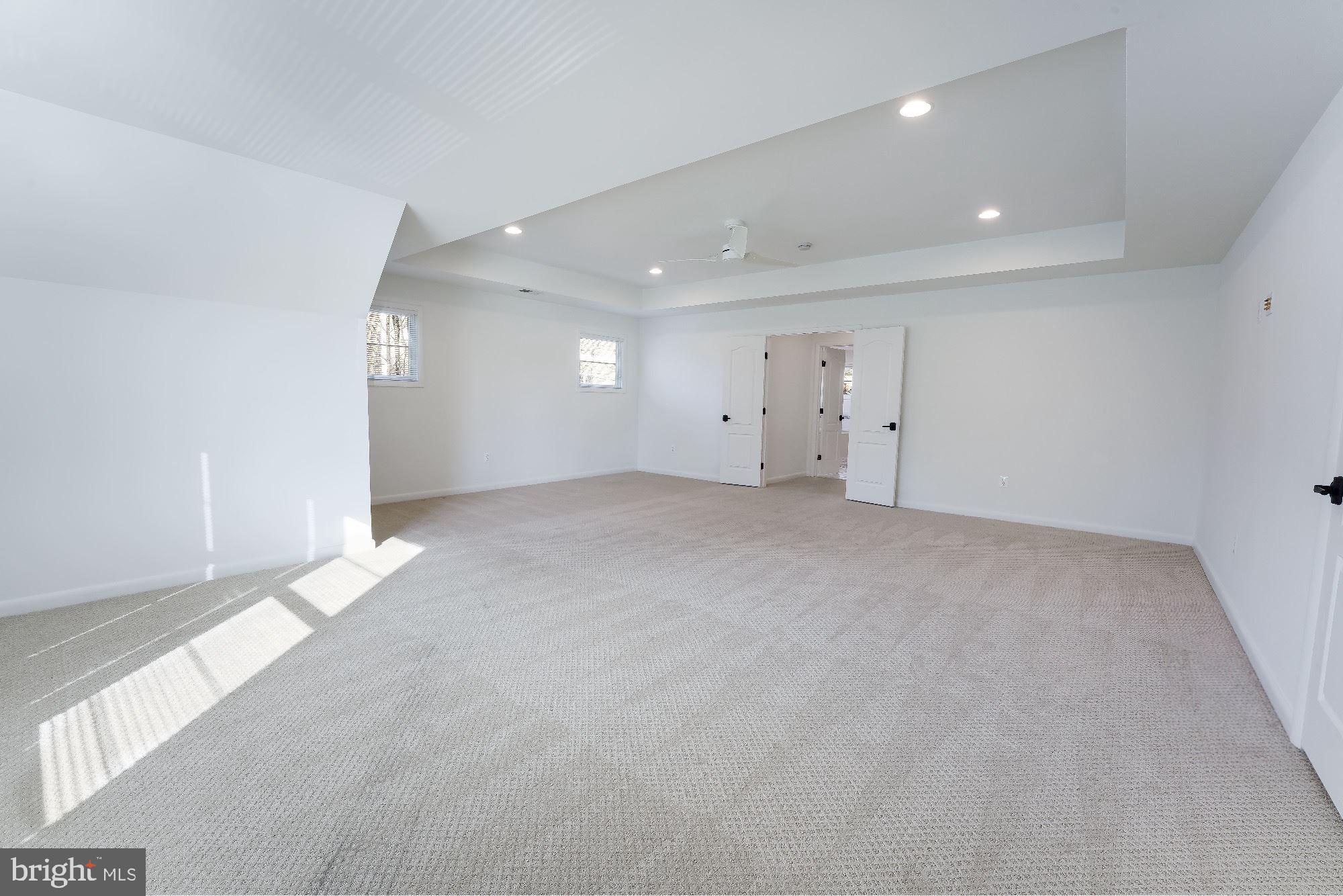 SALONA VILLAGE - Residential