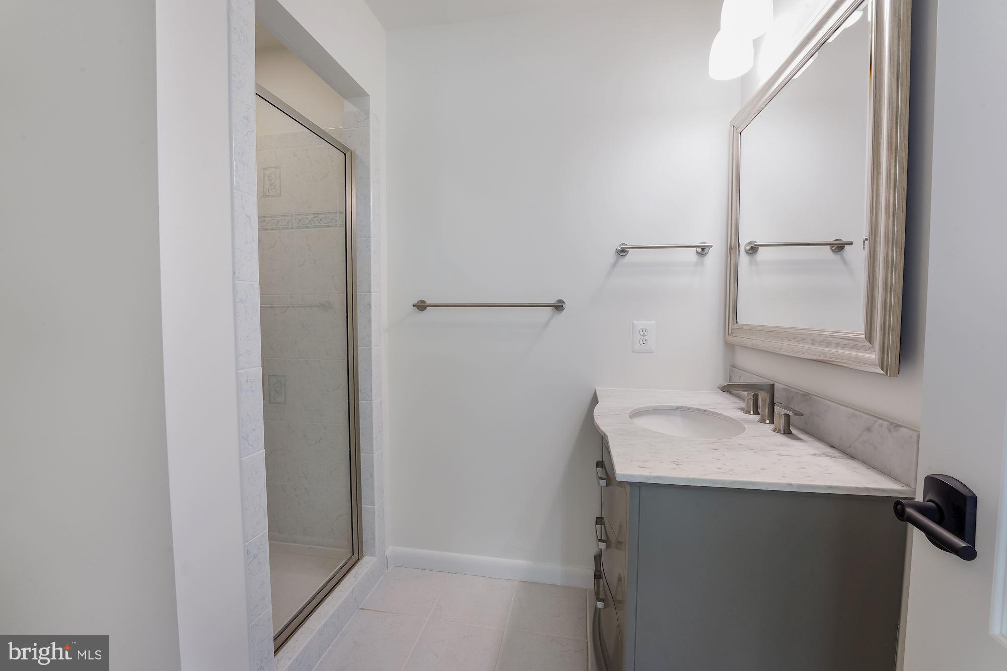 SALONA VILLAGE - Residential