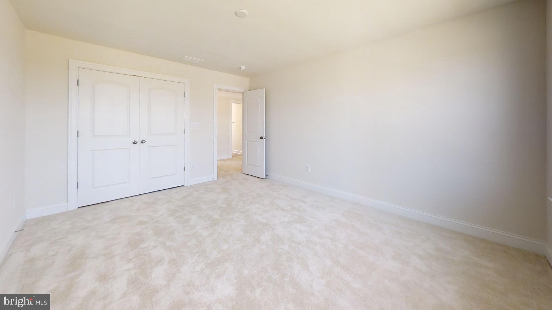 HIDDEN BROOK - Residential