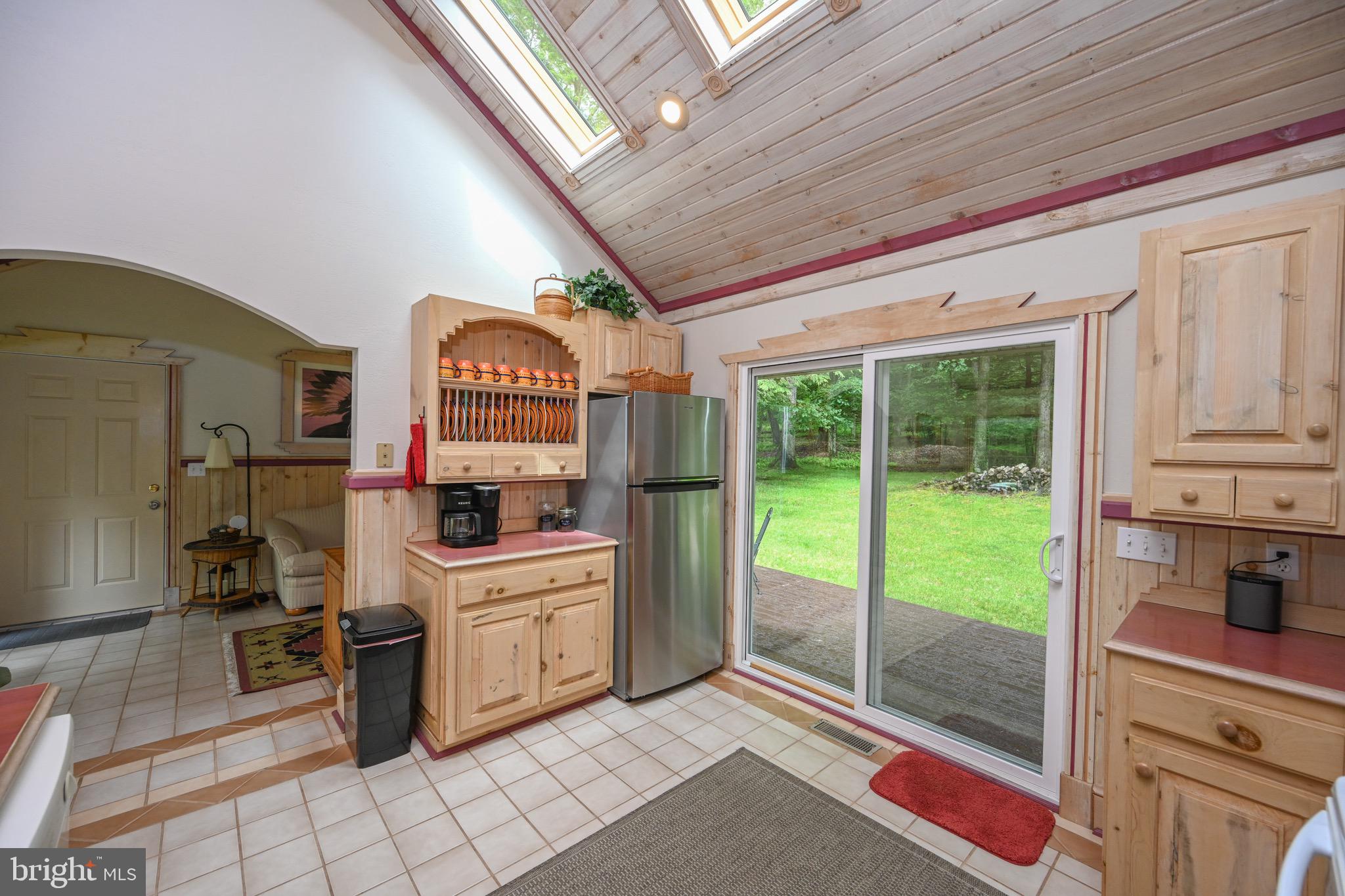 WOODLANDS HILL - Residential