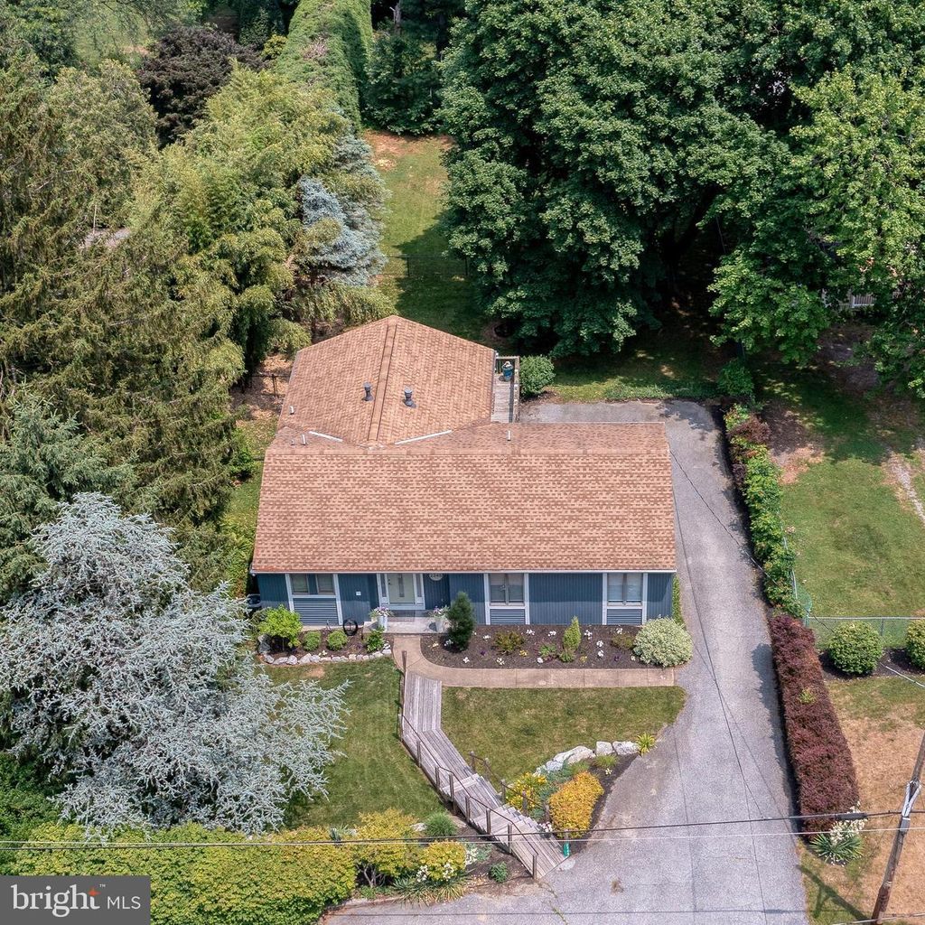 Photo of 2345 RALEIGH DR, LANCASTER, PA 17601 (MLS # PALA2036356)
