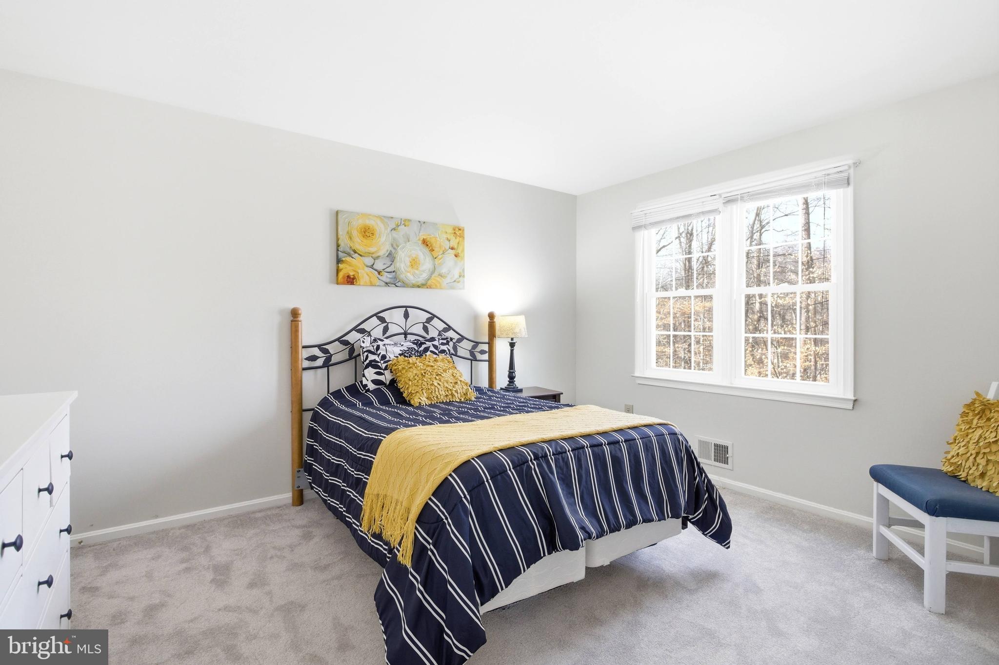 FAIRFAX STATION - Residential