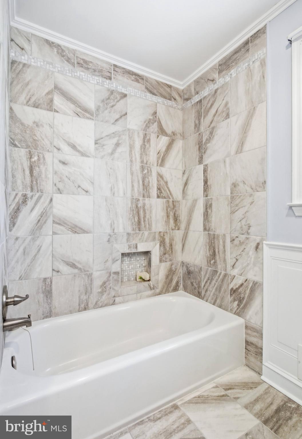 FAIRFAX STATION - Residential