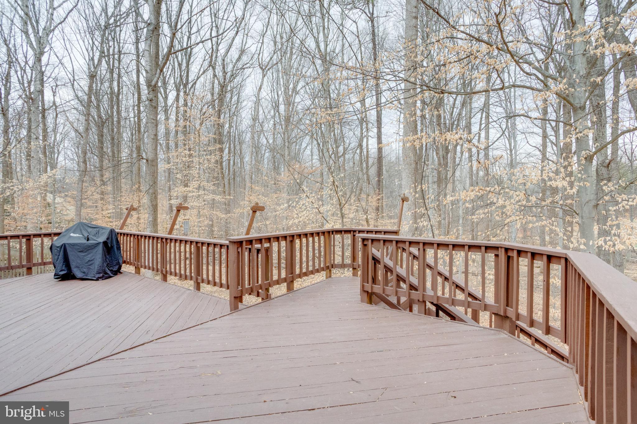 FAIRFAX STATION - Residential