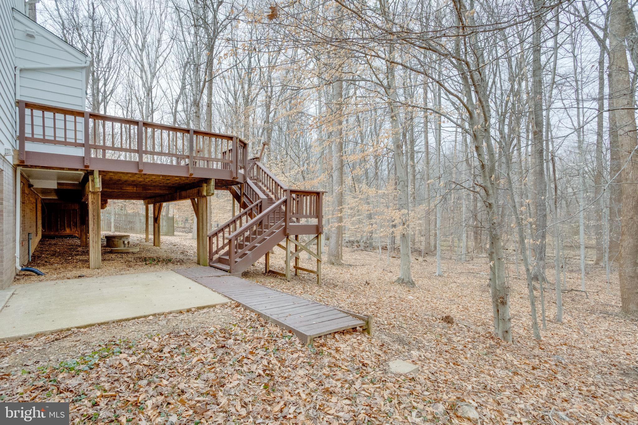 FAIRFAX STATION - Residential