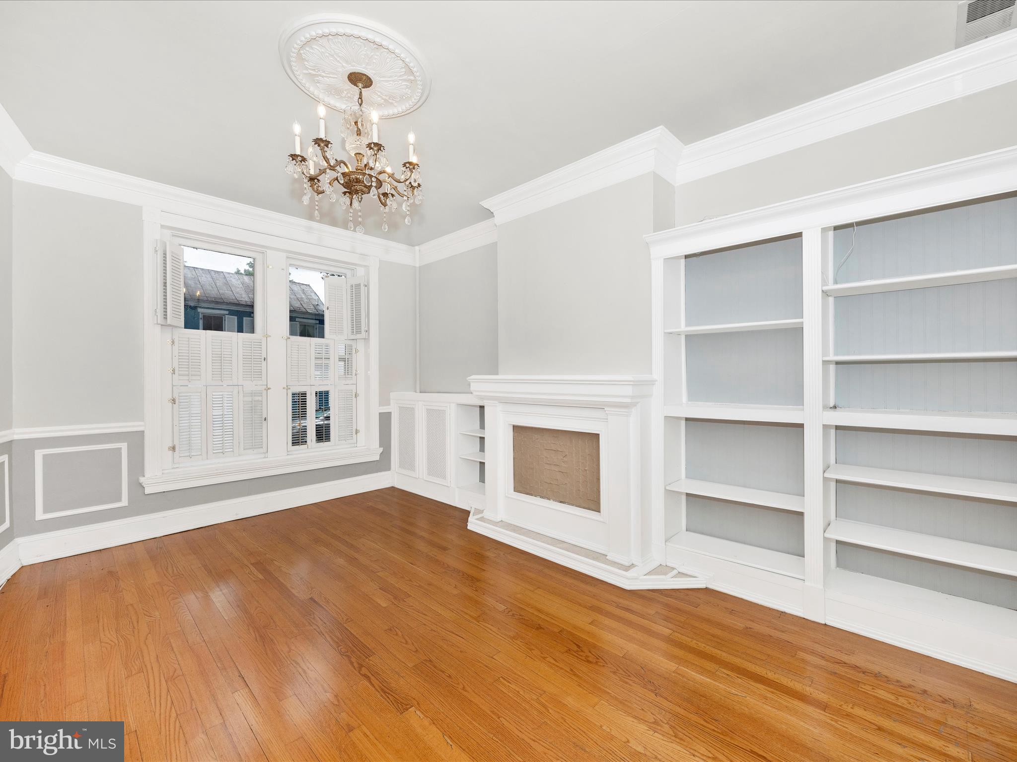 DOWNTOWN FREDERICK - Residential