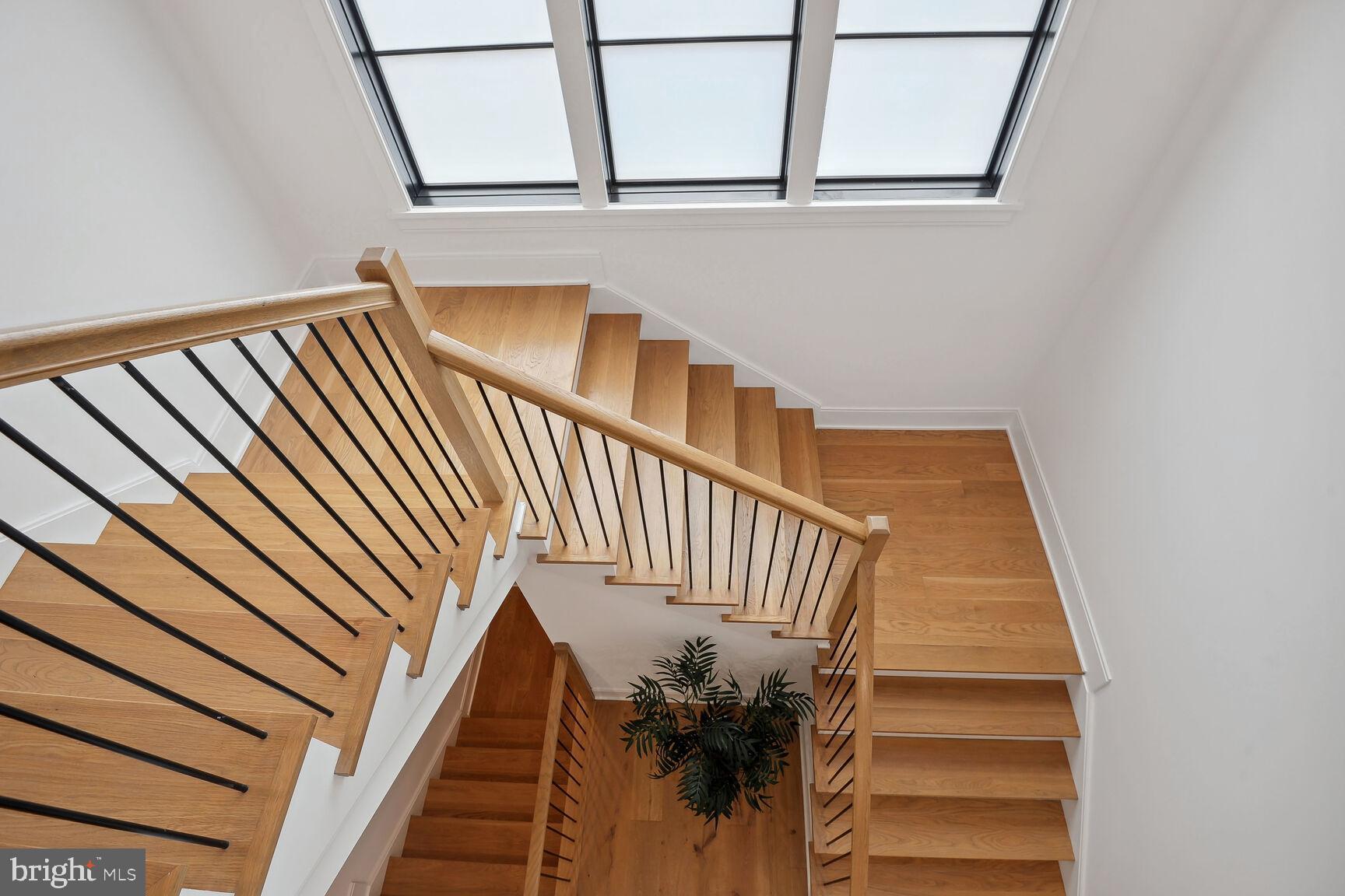 ARLINGWOOD - Residential