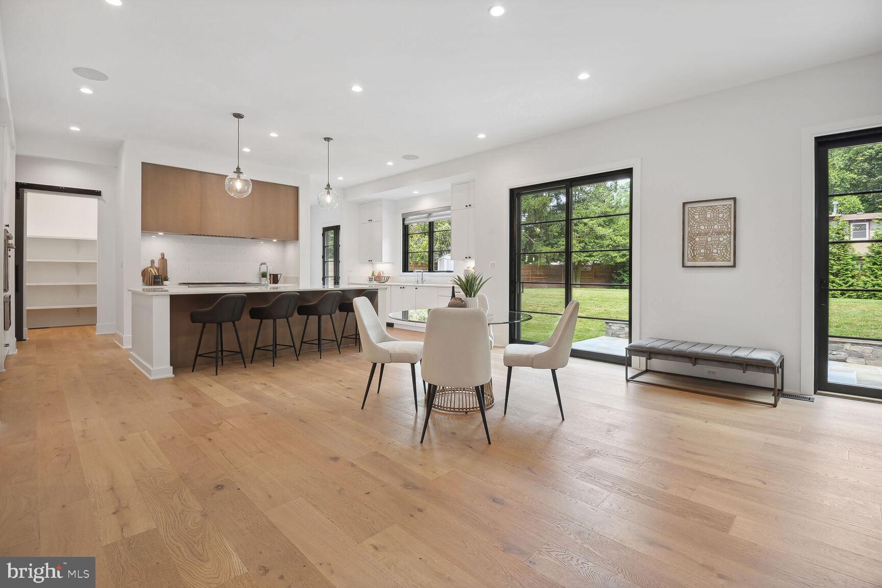 ARLINGWOOD - Residential