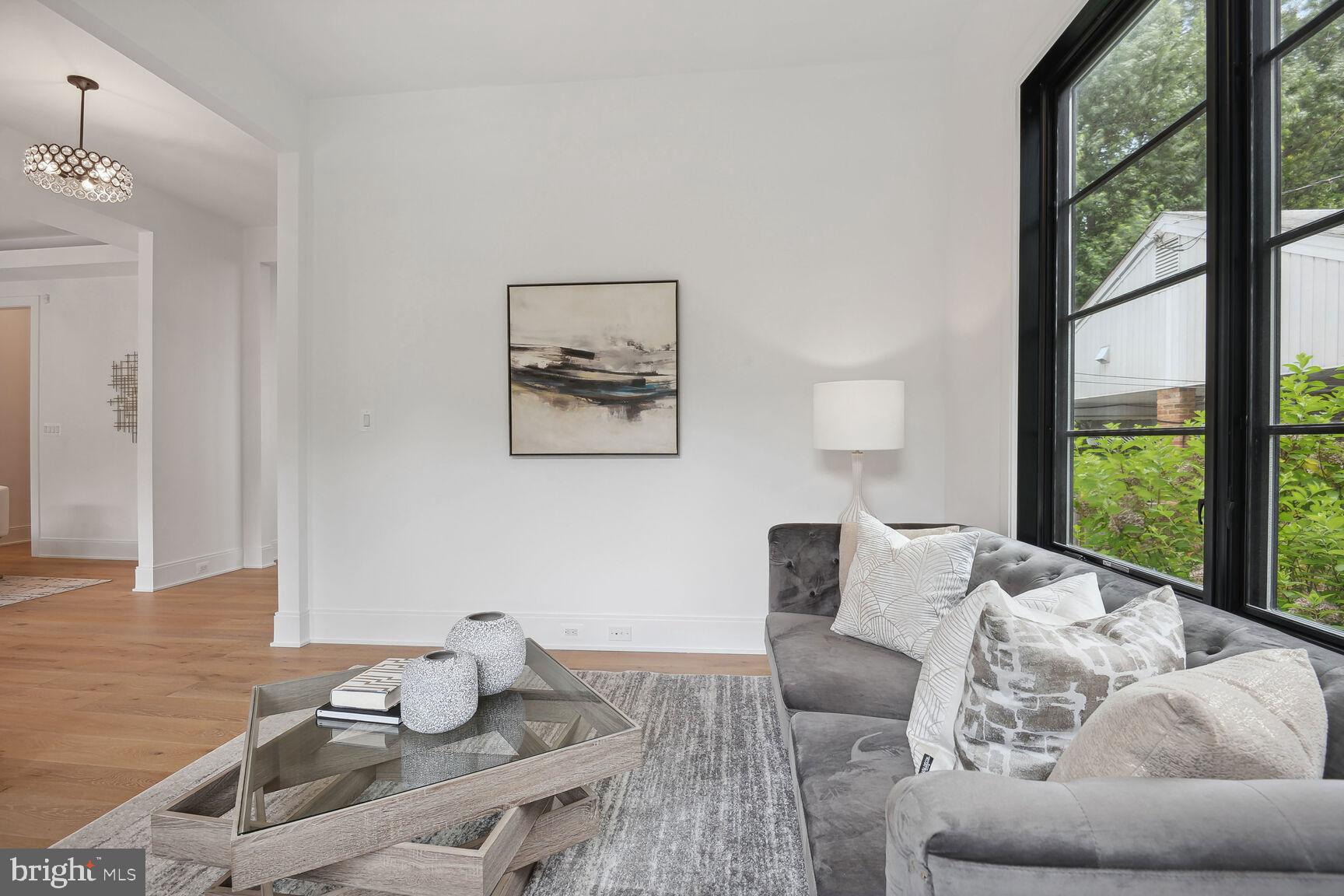 ARLINGWOOD - Residential