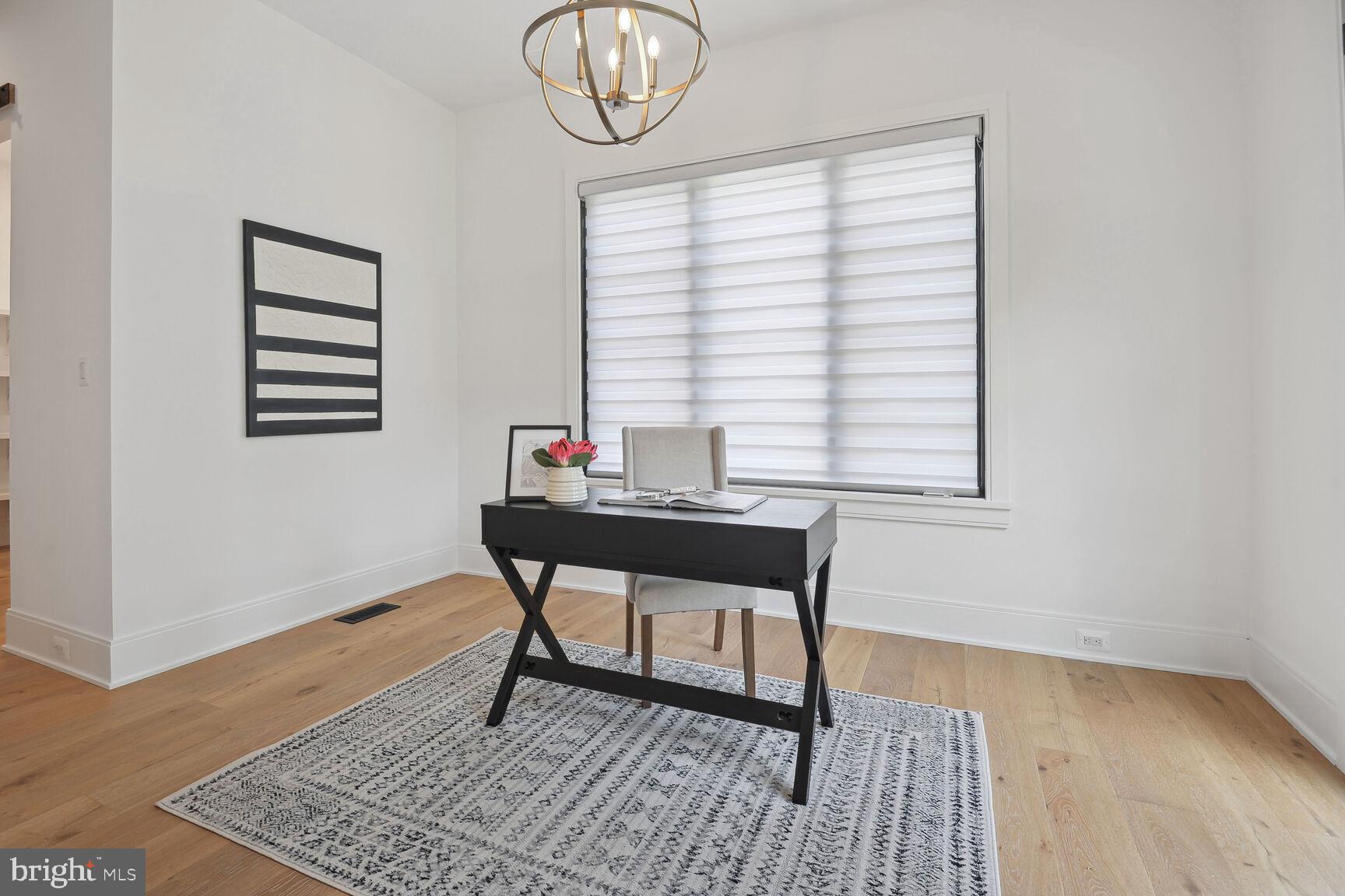 ARLINGWOOD - Residential