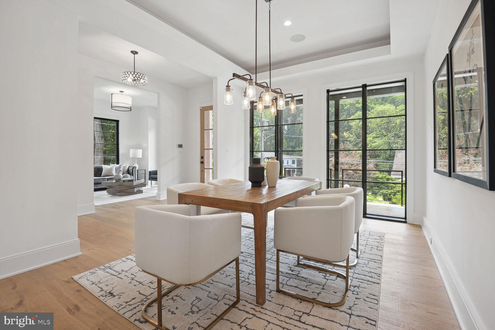 ARLINGWOOD - Residential