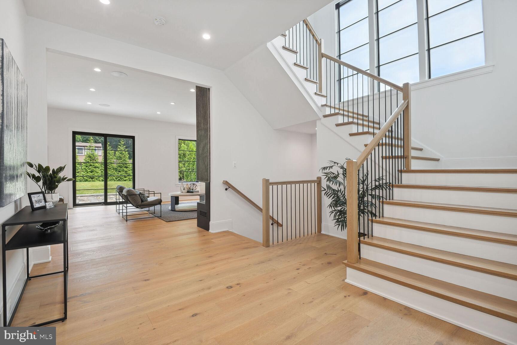 ARLINGWOOD - Residential