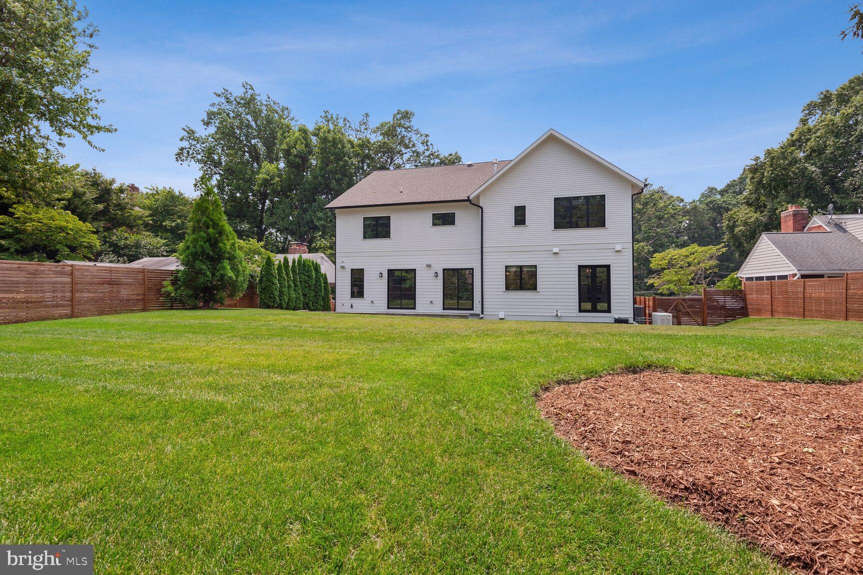 ARLINGWOOD - Residential