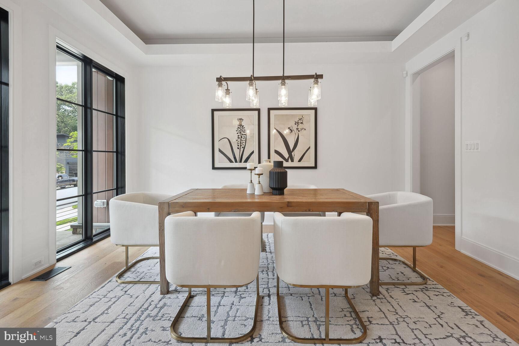 ARLINGWOOD - Residential