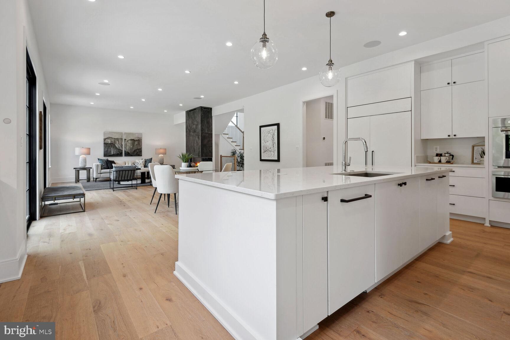 ARLINGWOOD - Residential