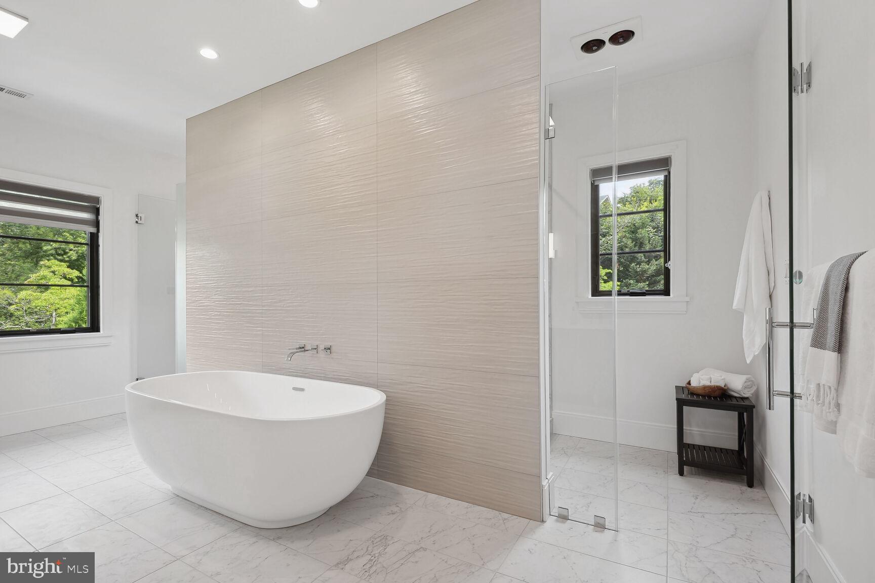 ARLINGWOOD - Residential